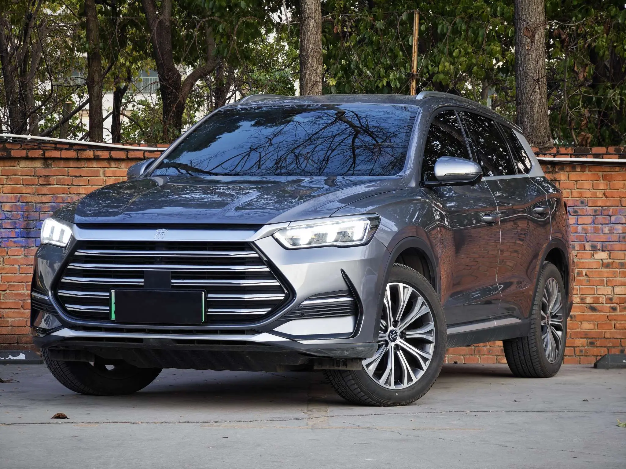 BYD Song Pro DM  из Китая