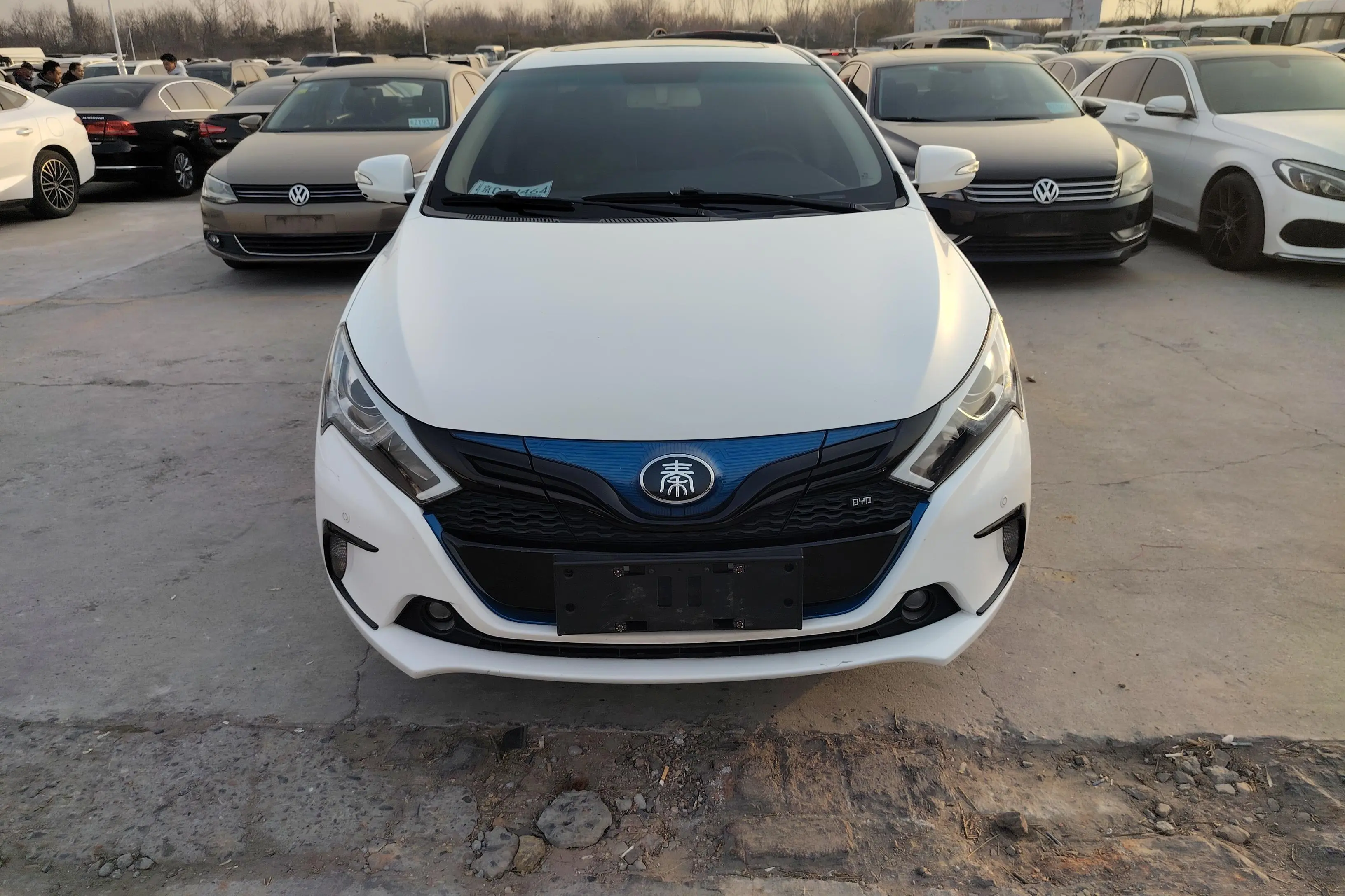 BYD QinEV  из Китая