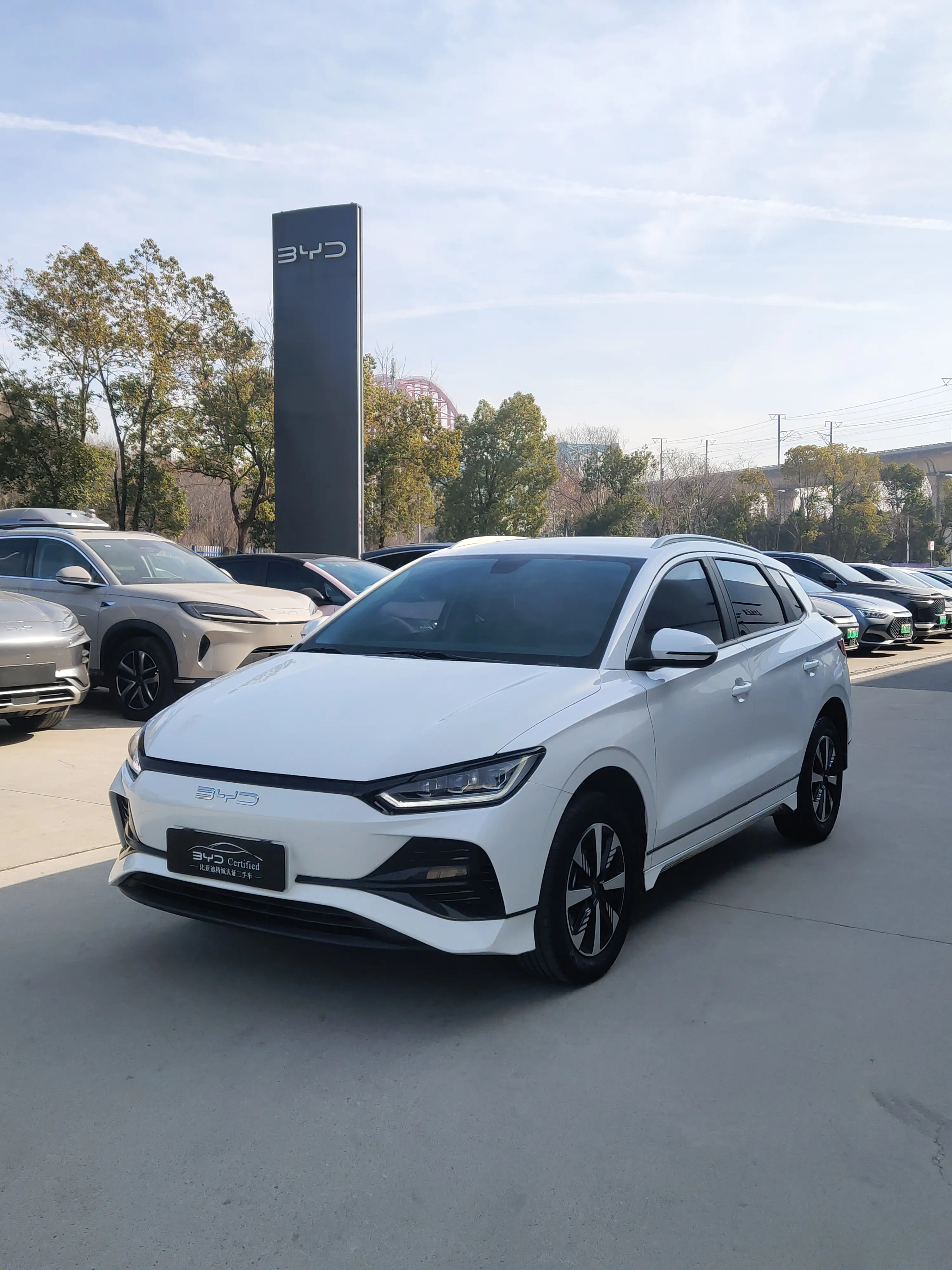 BYD e2  из Китая