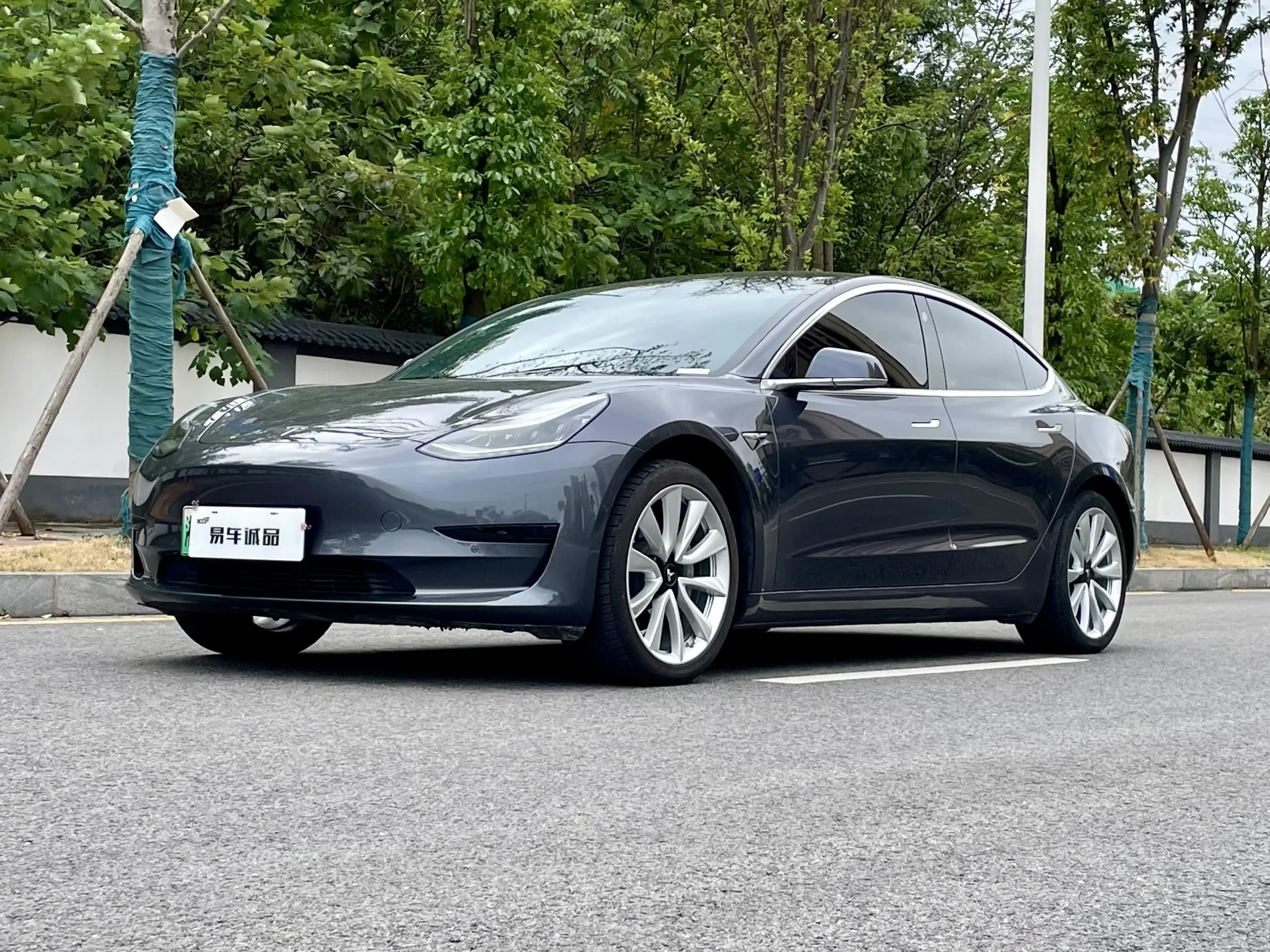 Tesla Model 3  из Китая