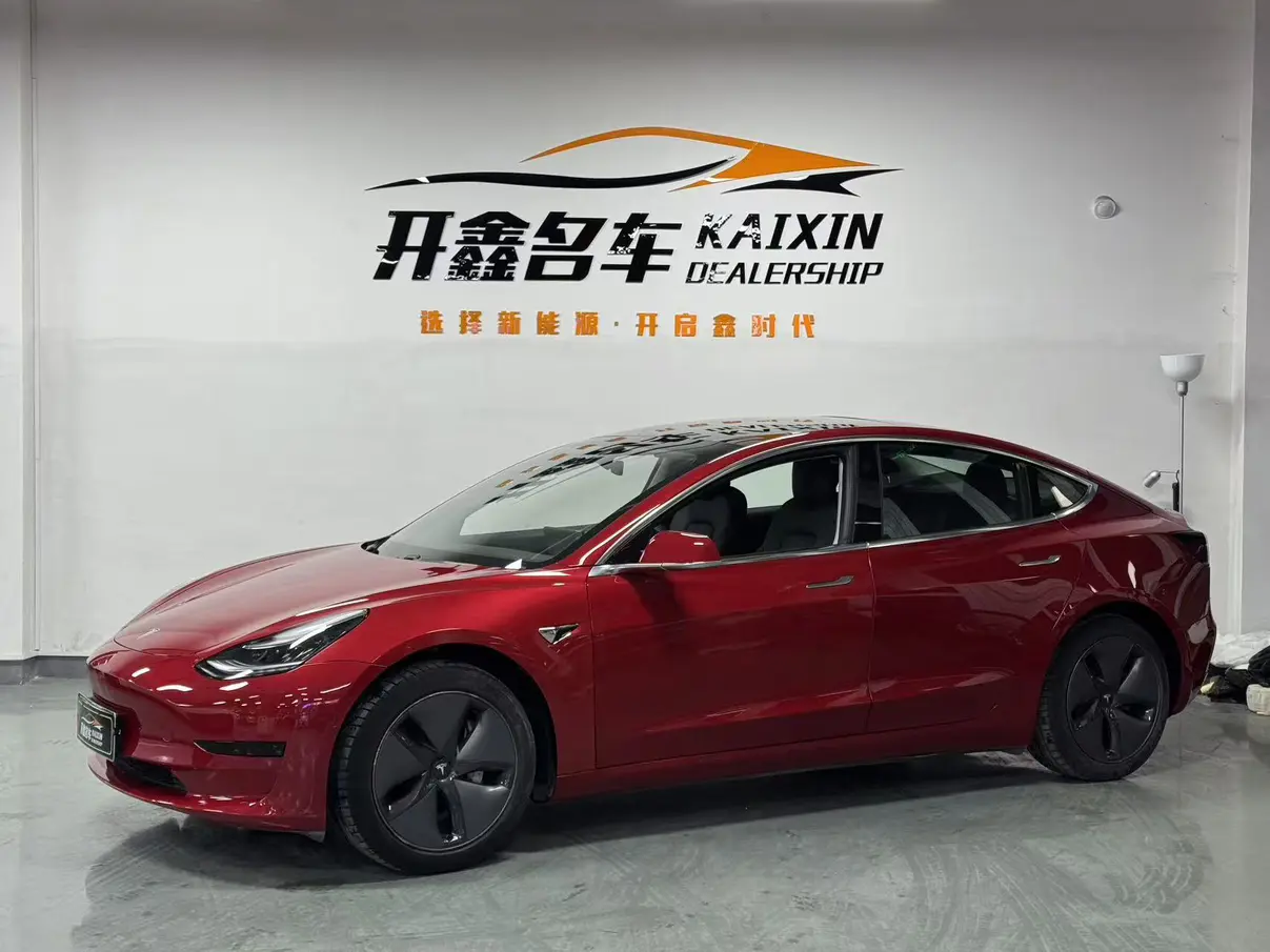 Tesla Model 3  из Китая