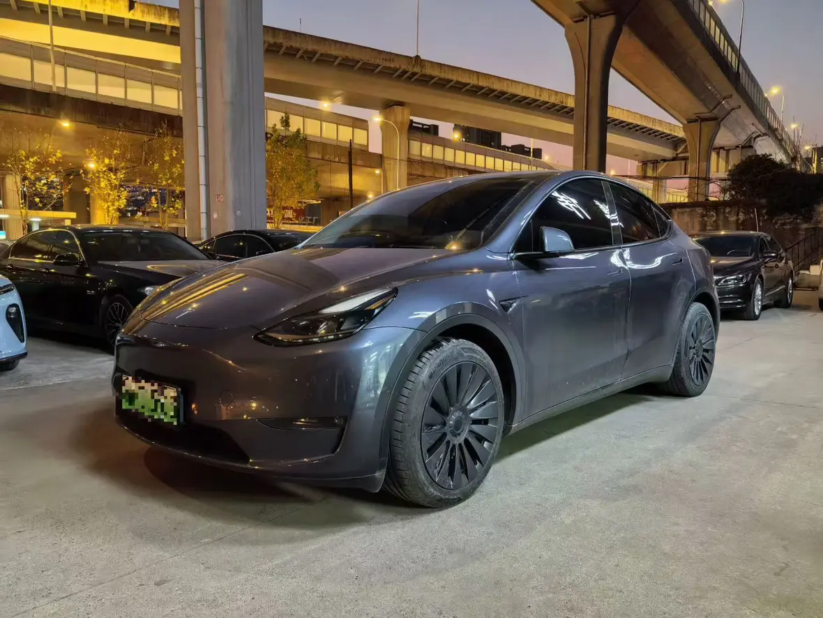 Tesla Model Y  из Китая