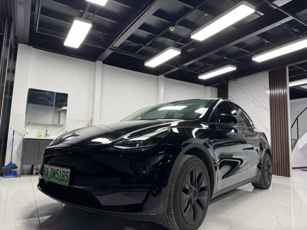 Tesla Model Y  из Китая