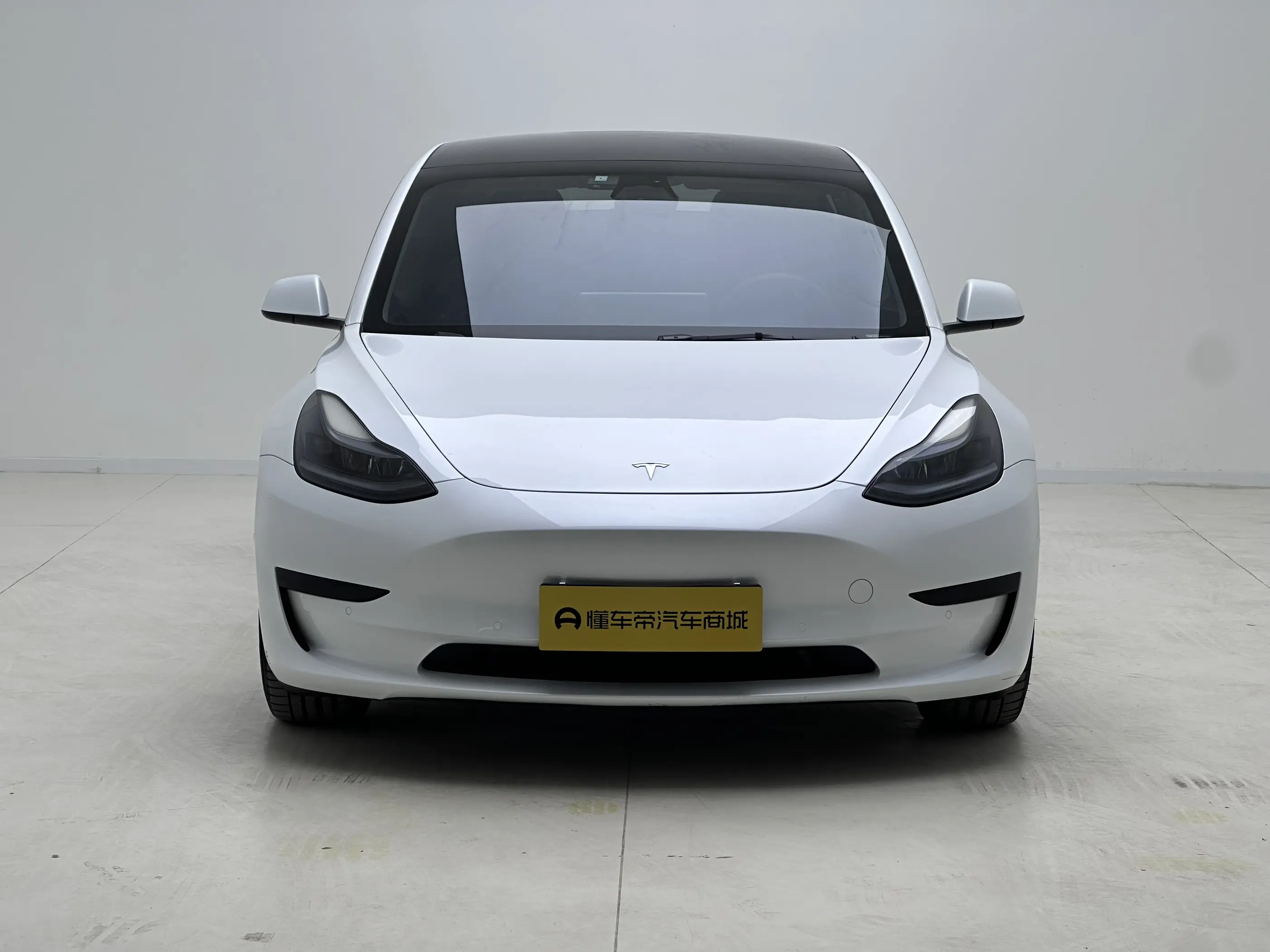 Tesla Model 3  из Китая