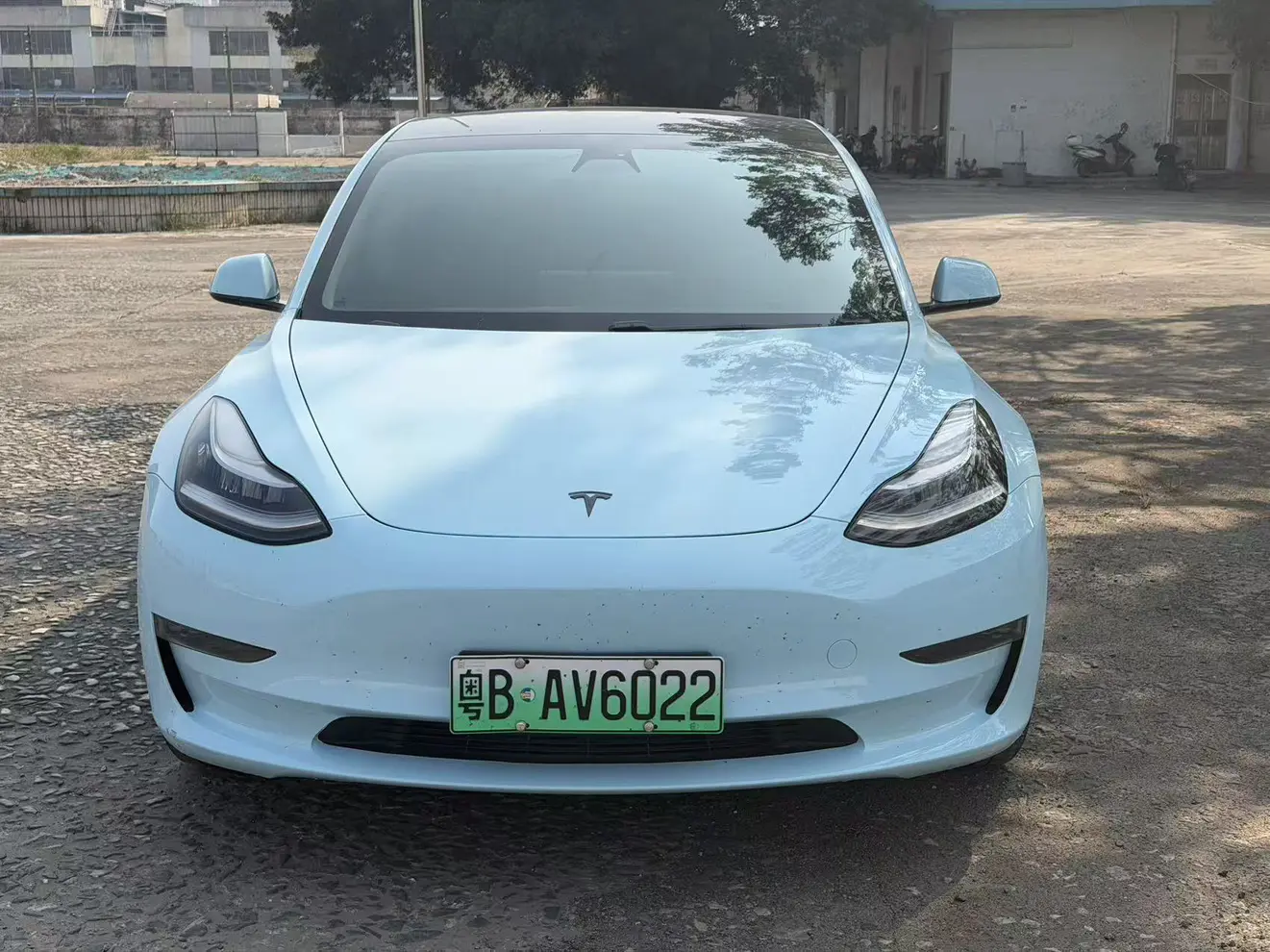 Tesla Model 3  из Китая
