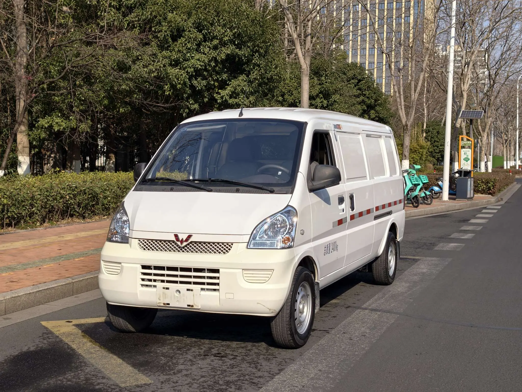 Wuling Rongguang EV  из Китая