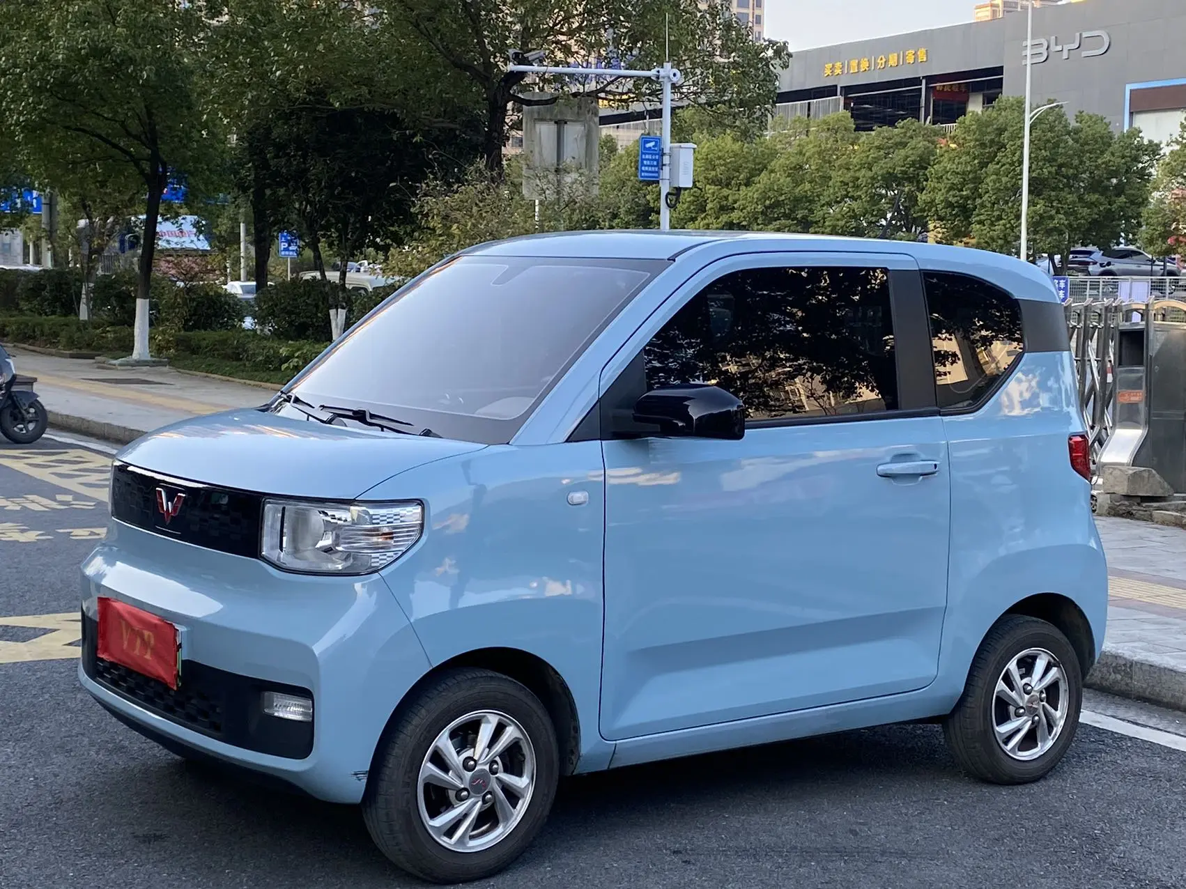 Wuling Hongguang MINIEV  из Китая