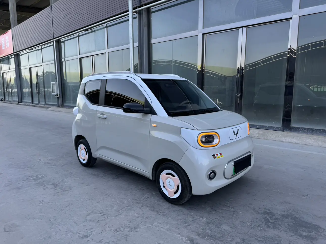 Wuling Hongguang MINIEV  из Китая