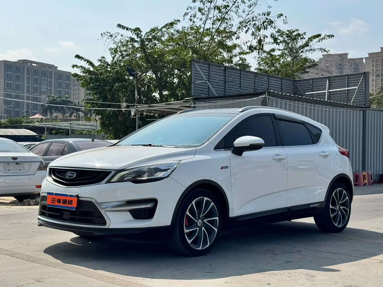 Geely Emgrand GS  из Китая