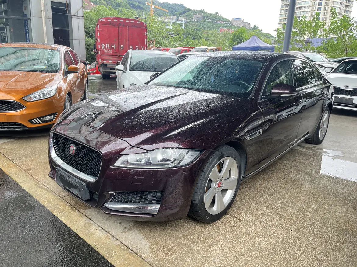 Jaguar XFL  из Китая