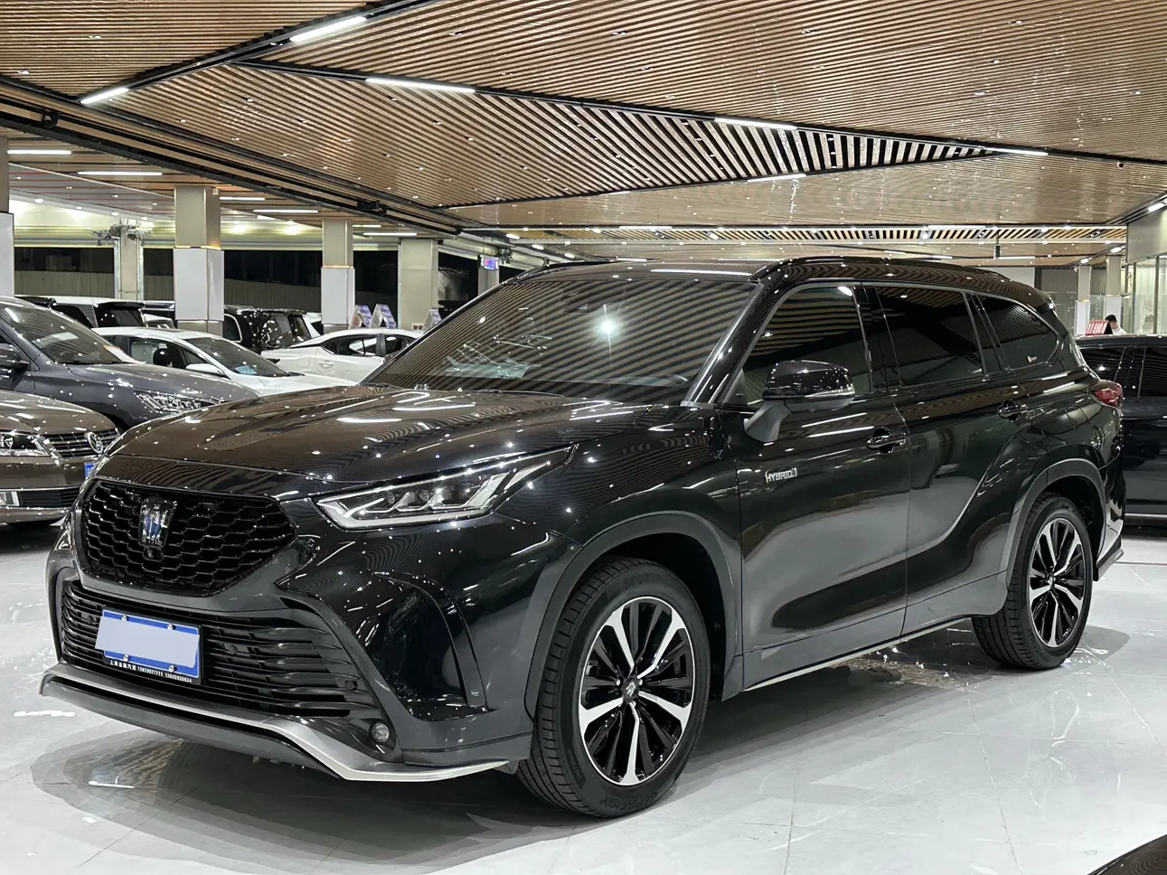 Toyota Crown Kluger  из Китая