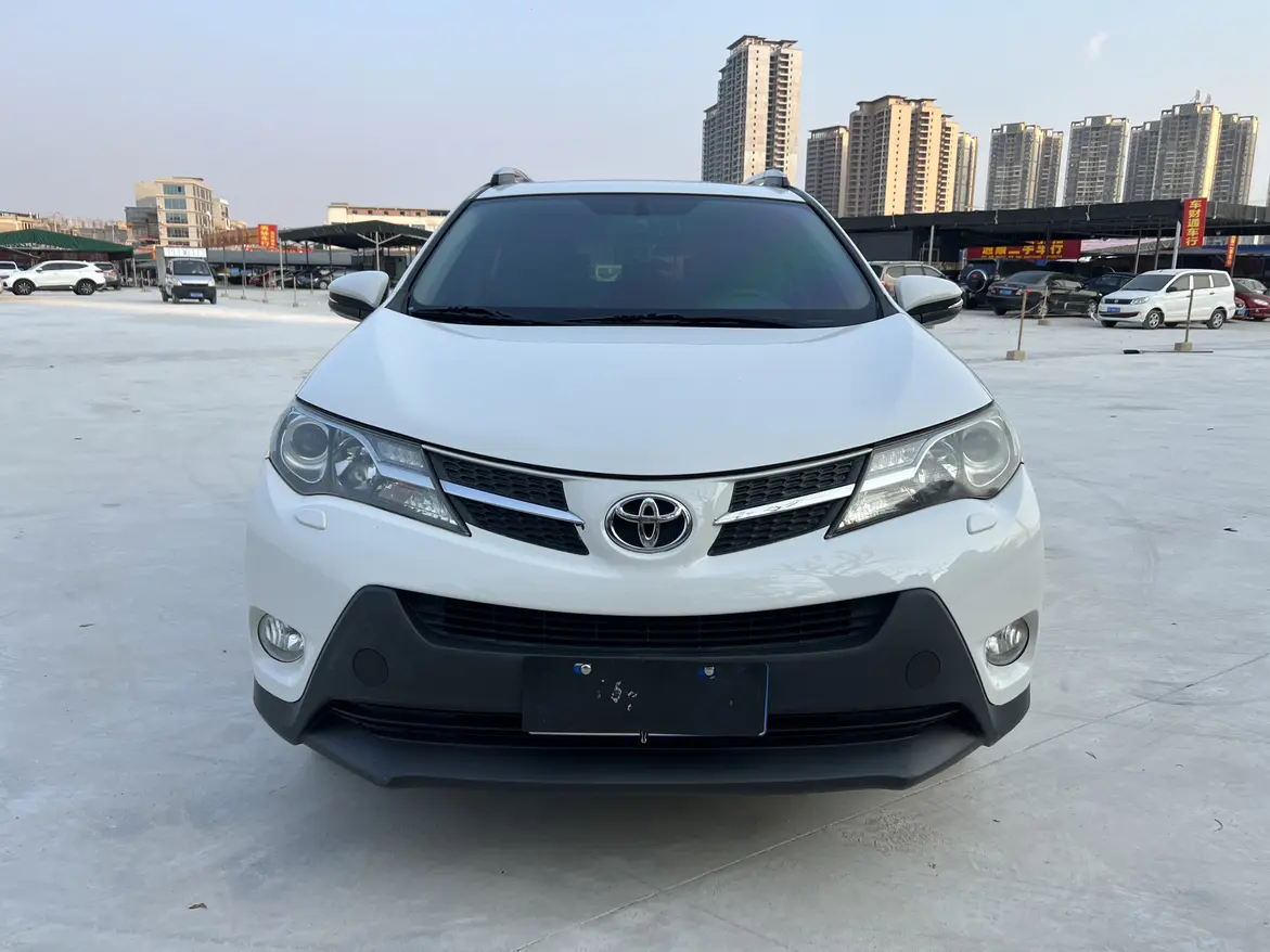 Toyota RAV4  из Китая