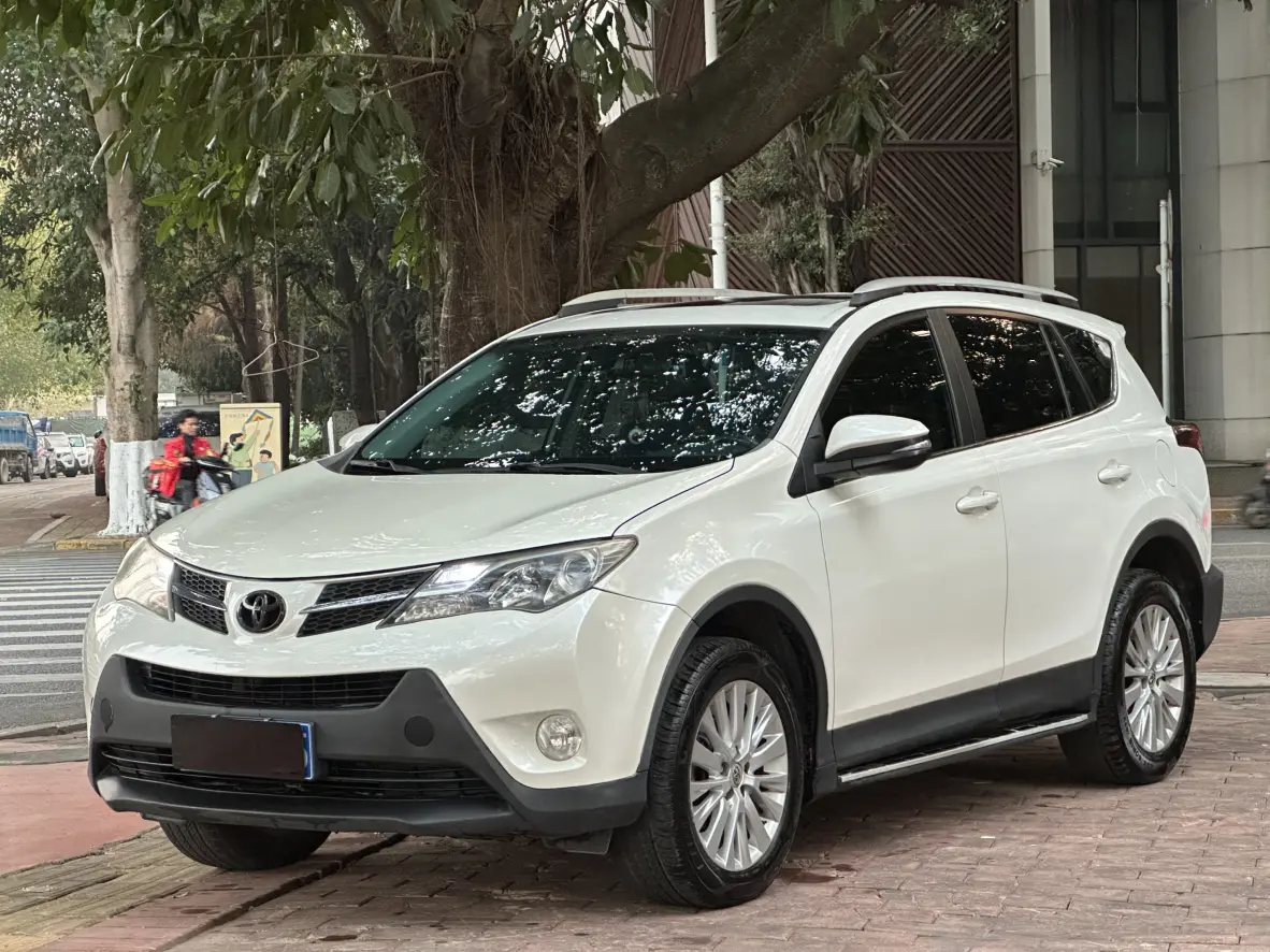 Toyota RAV4  из Китая