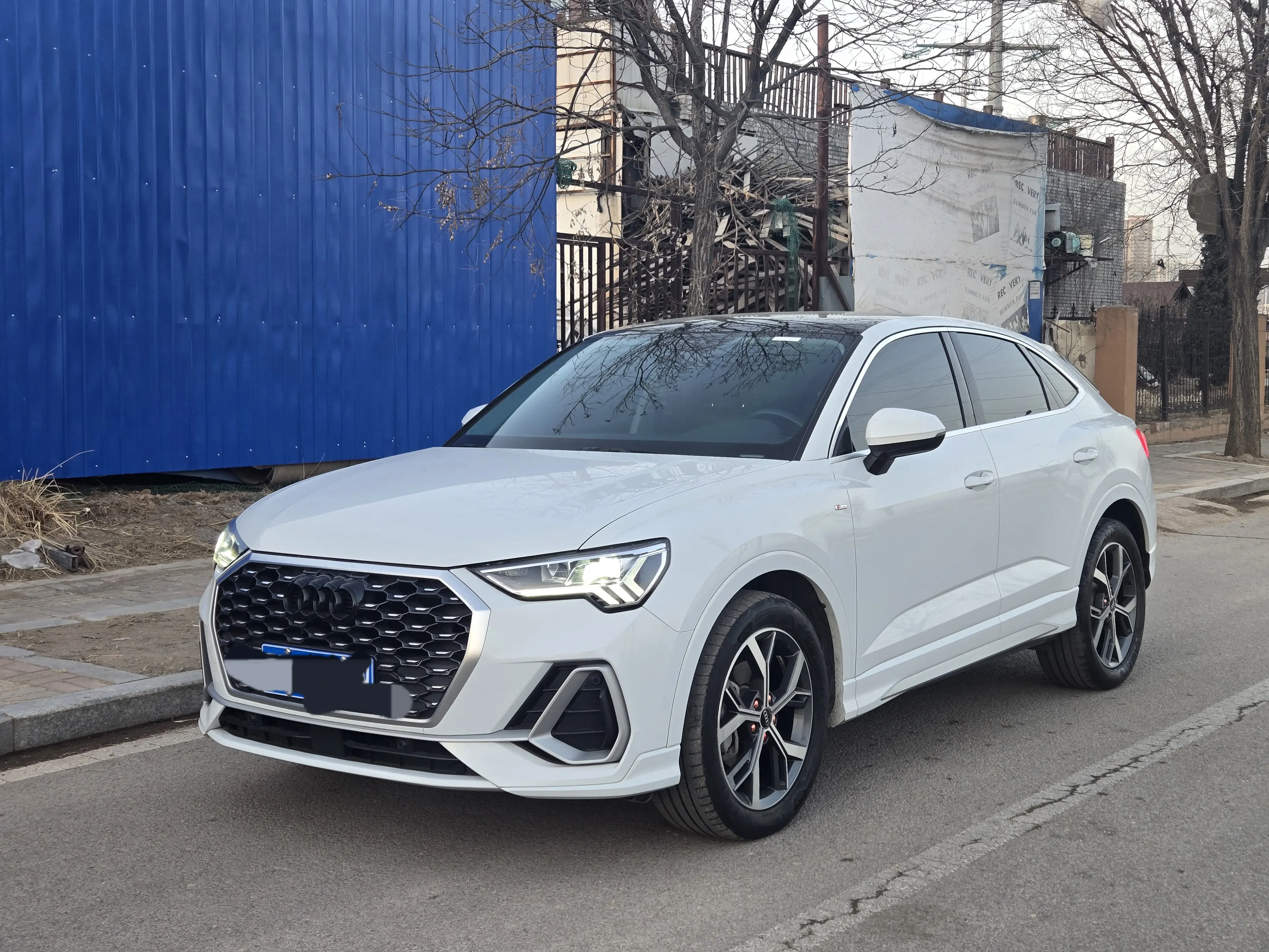 Audi Q3 Sportback  из Китая