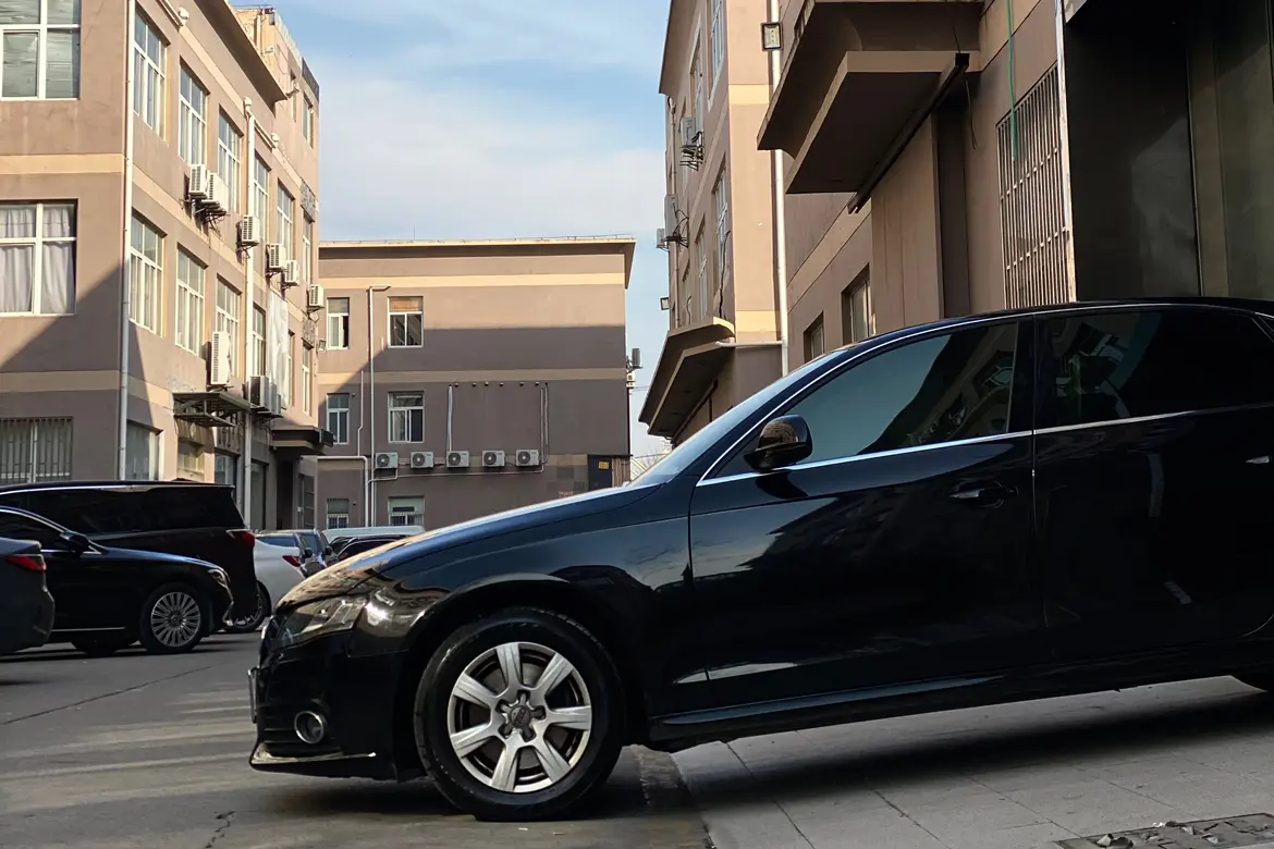 Audi A4L  из Китая