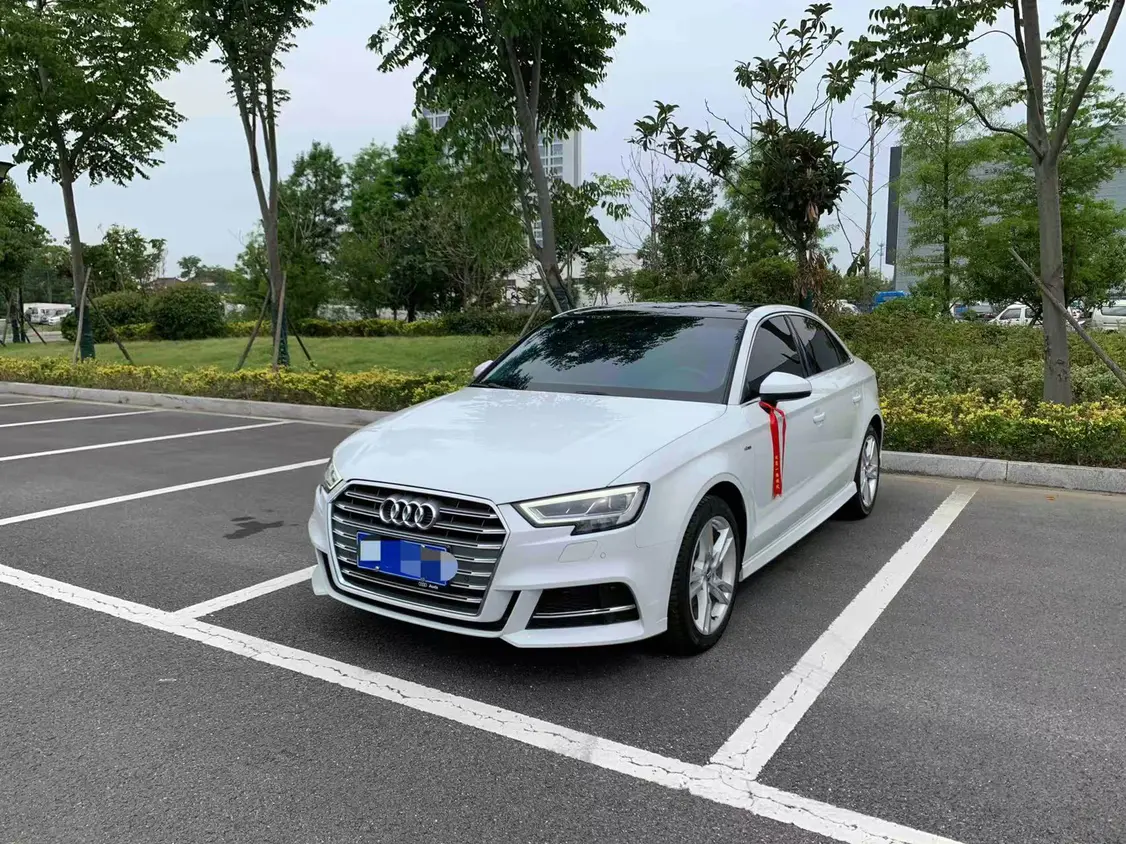 Audi A3  из Китая