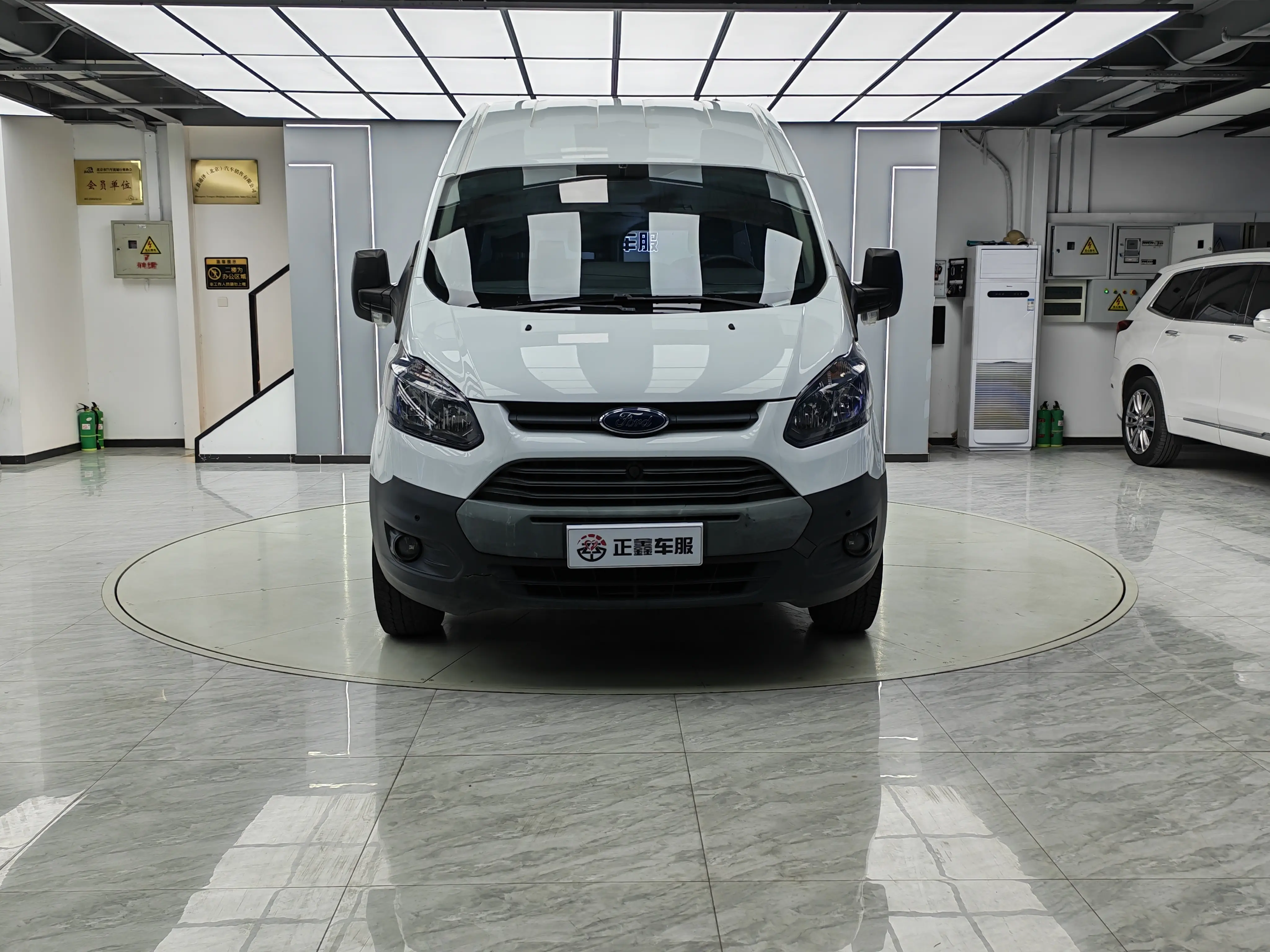 Ford Transit  из Китая