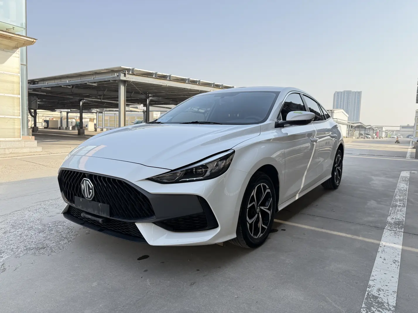 MG 5  из Китая