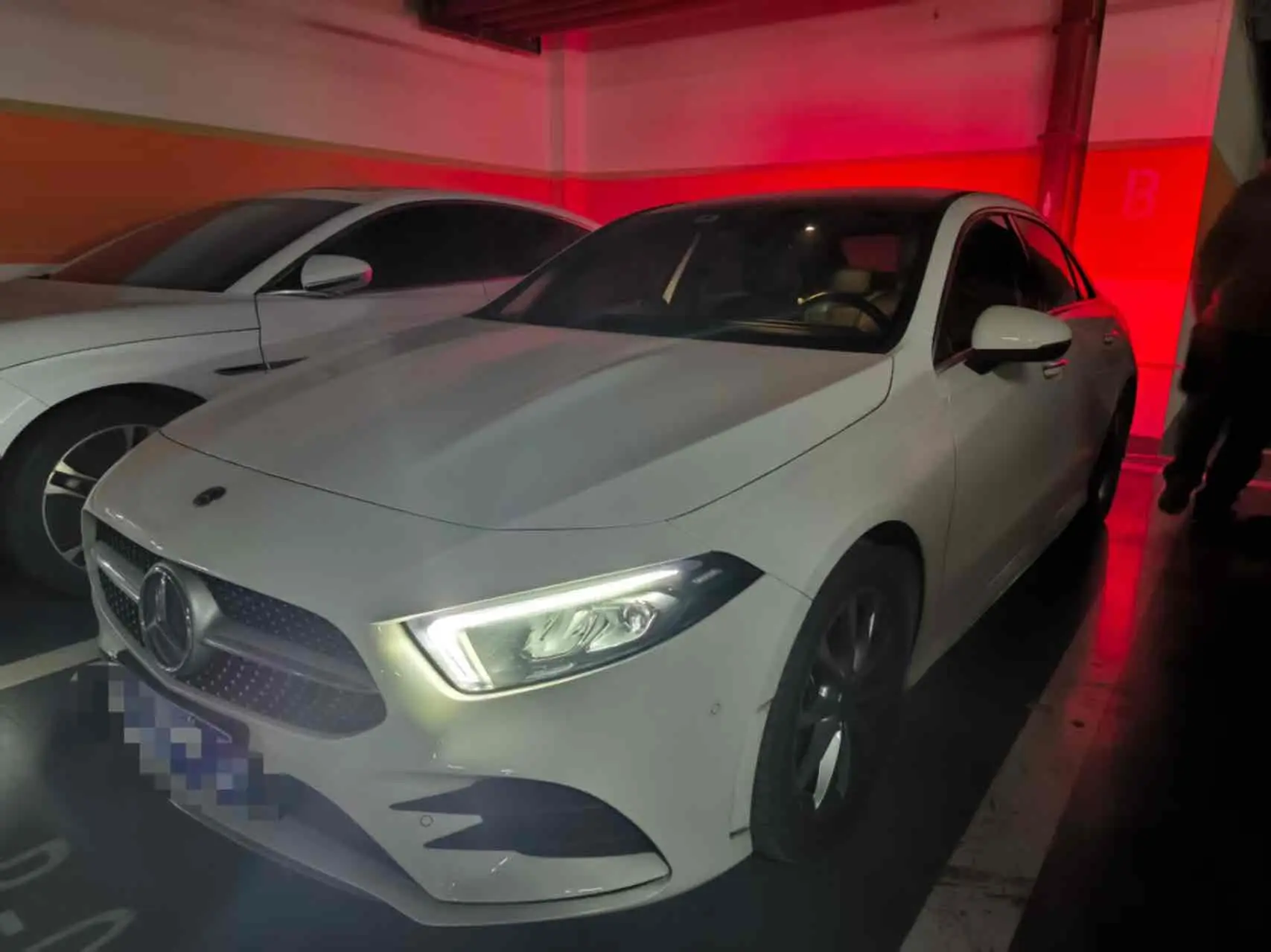 Mercedes-Benz Mercedes Benz A Class  из Китая