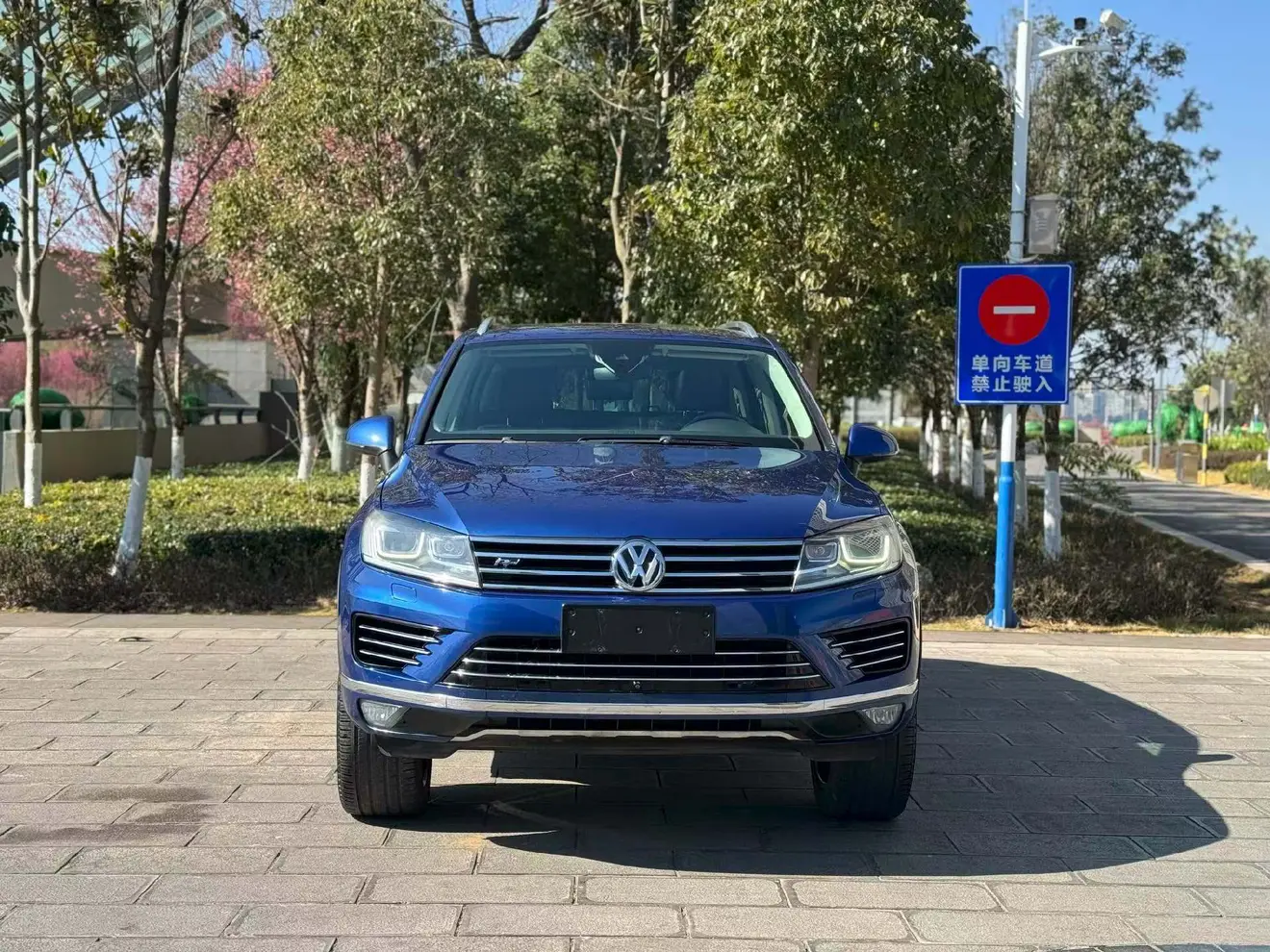 Volkswagen Touareg  из Китая