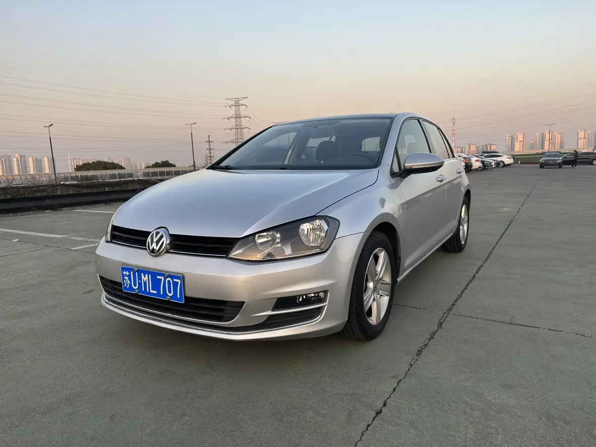 Volkswagen Golf  из Китая