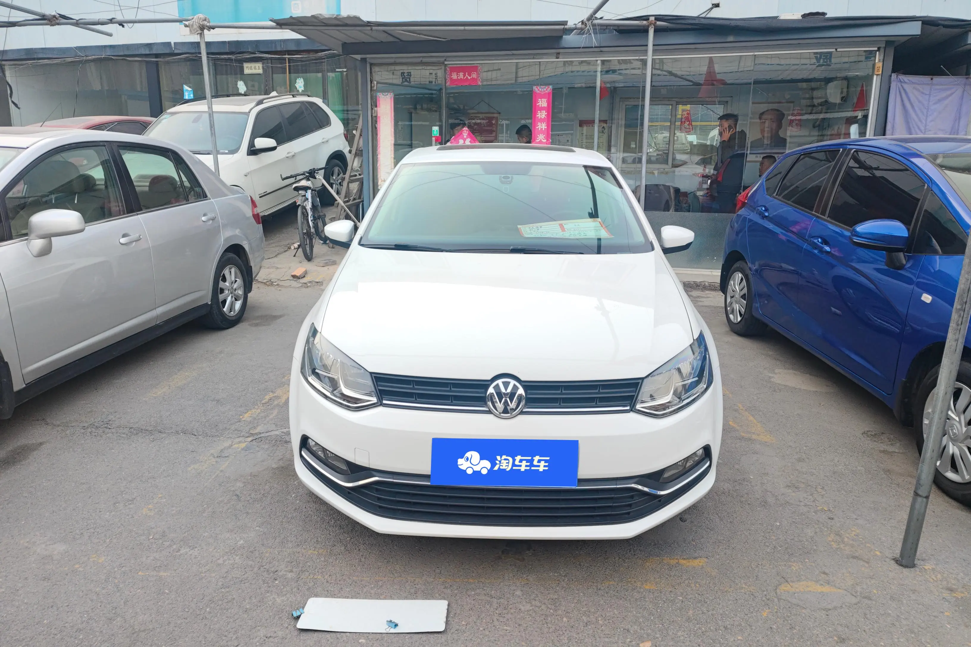 Volkswagen Polo  из Китая
