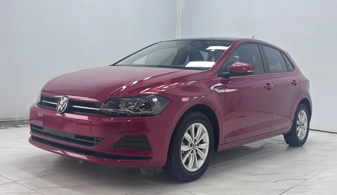 Volkswagen Polo  из Китая
