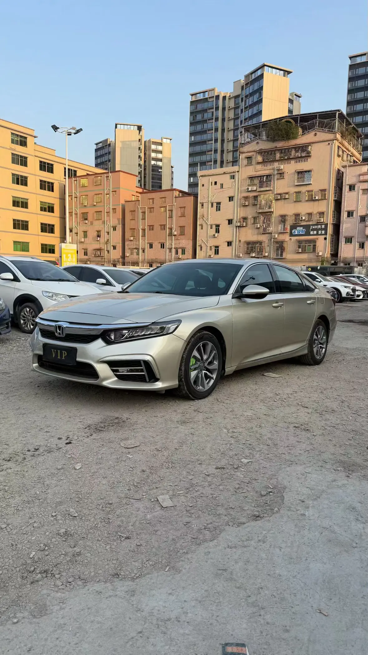 Honda Inspire (Yingshipai)  из Китая