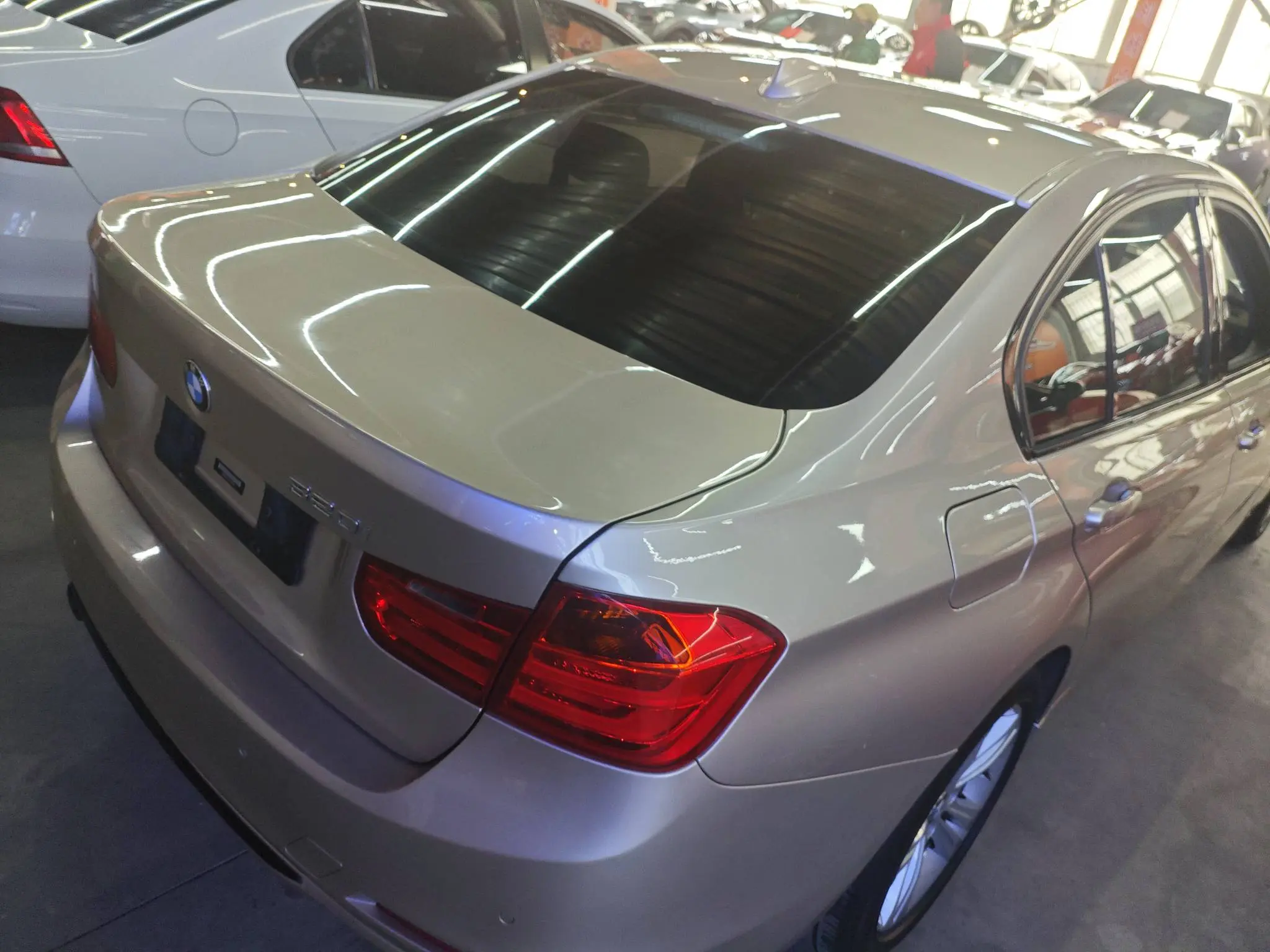 BMW 3 Series  из Китая