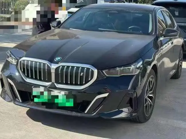 BMW i5  из Китая