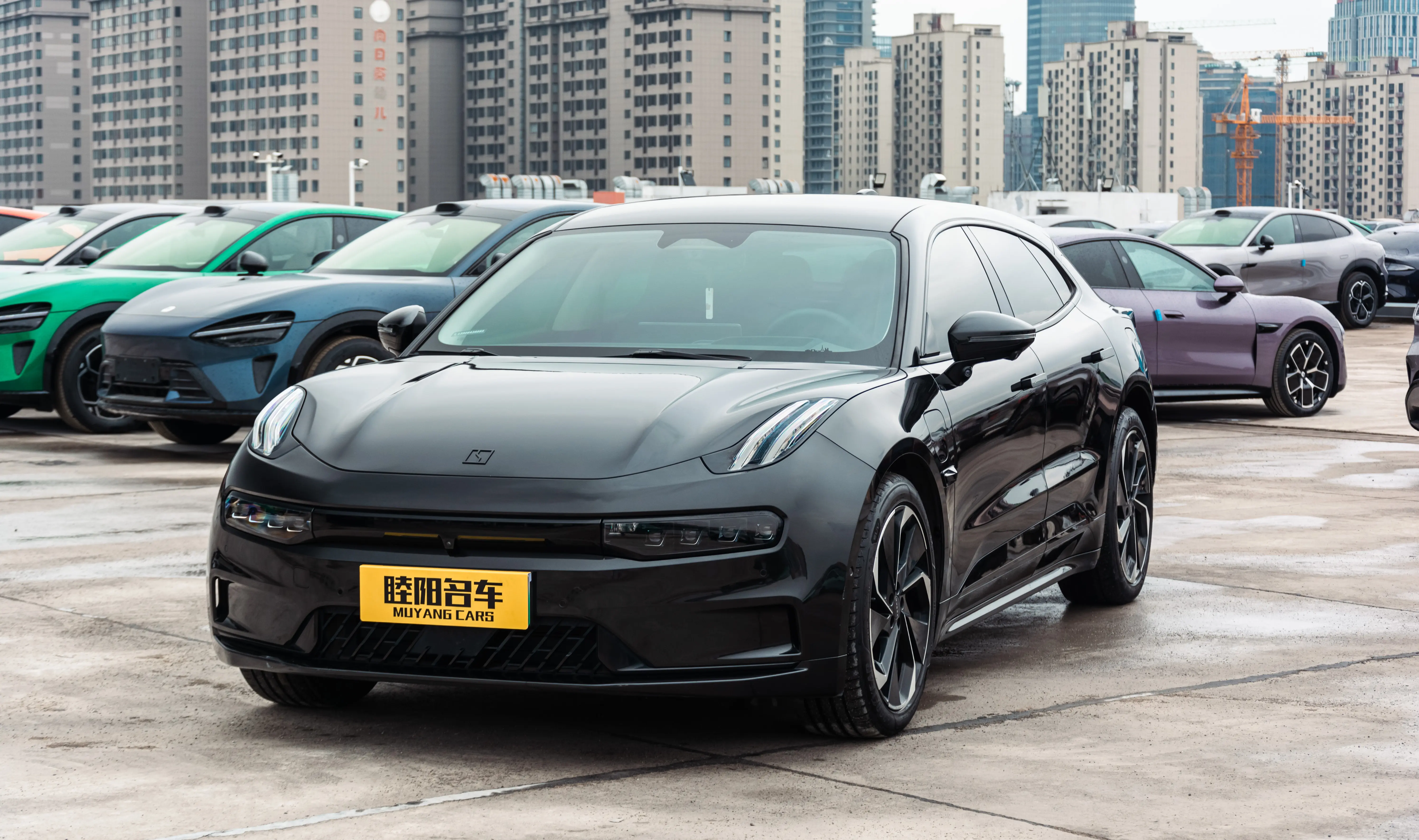 ZEEKR 001  из Китая