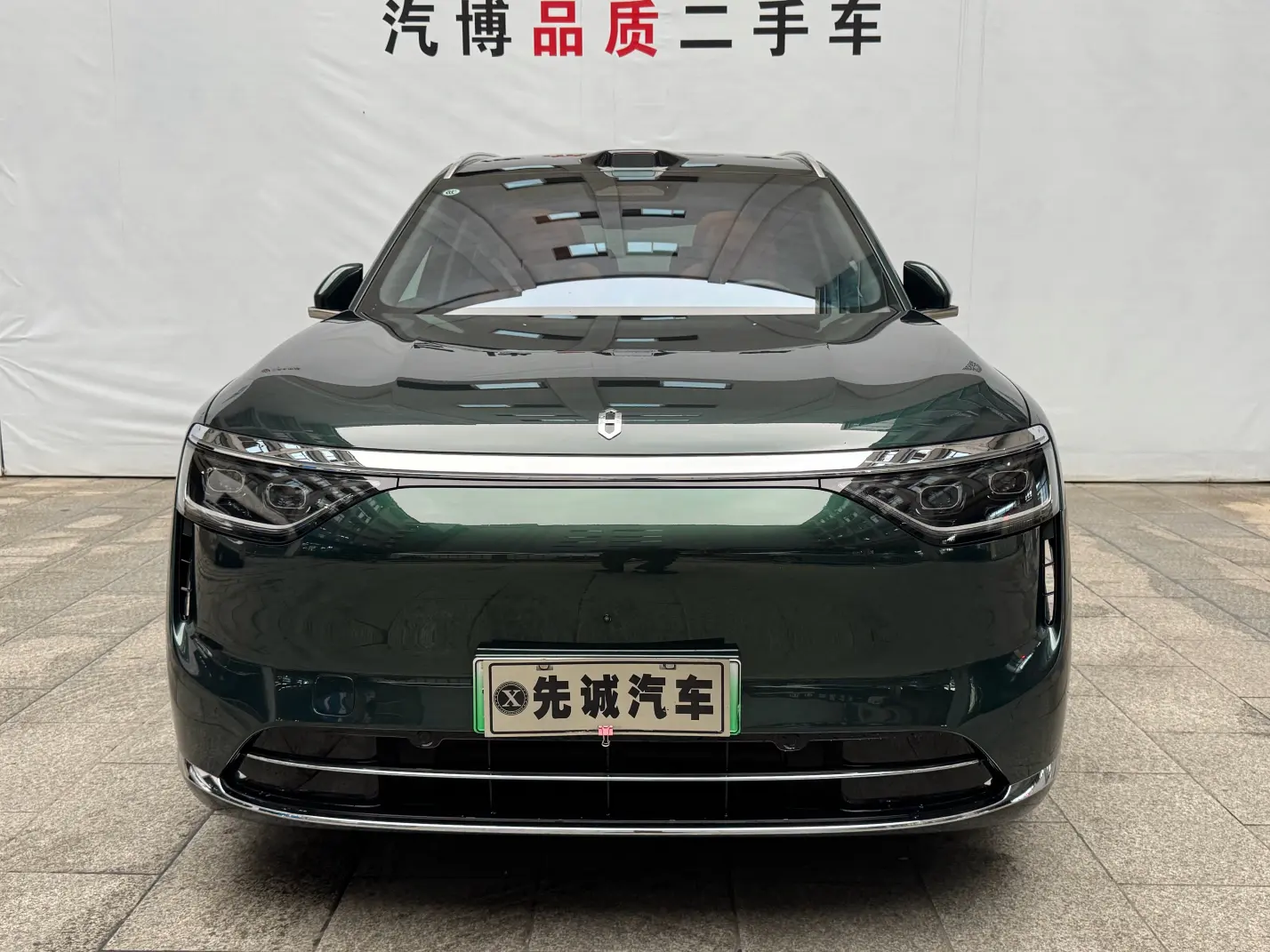 AITO QJM8  из Китая