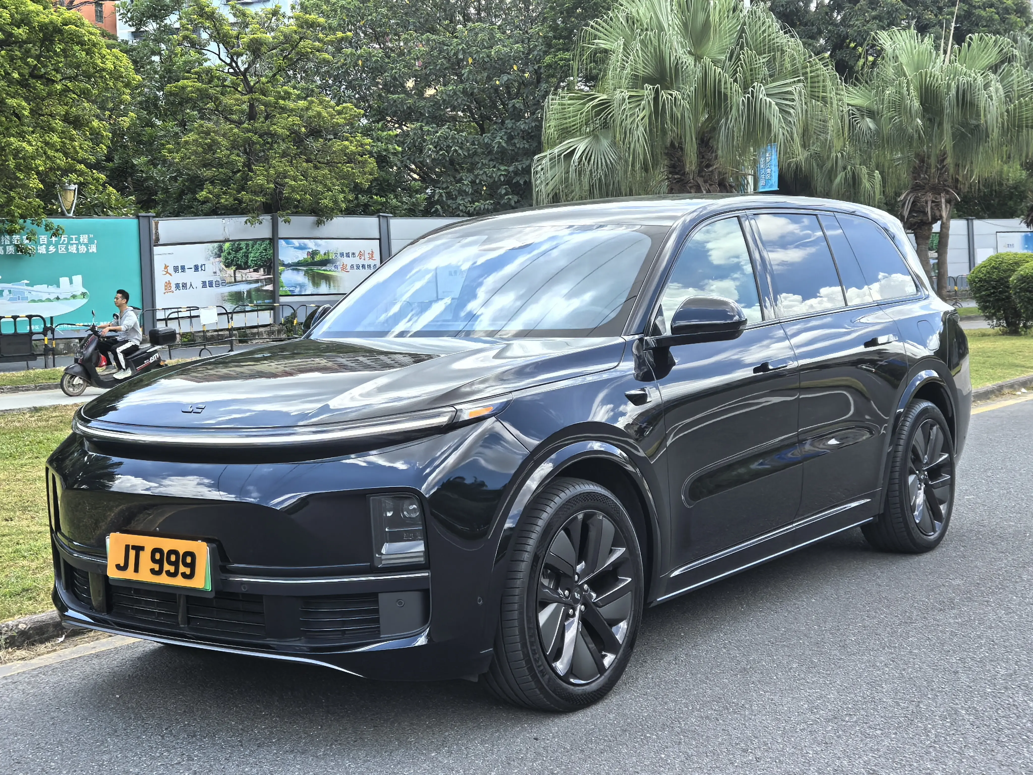 Li L9 (Ideal L9)  из Китая