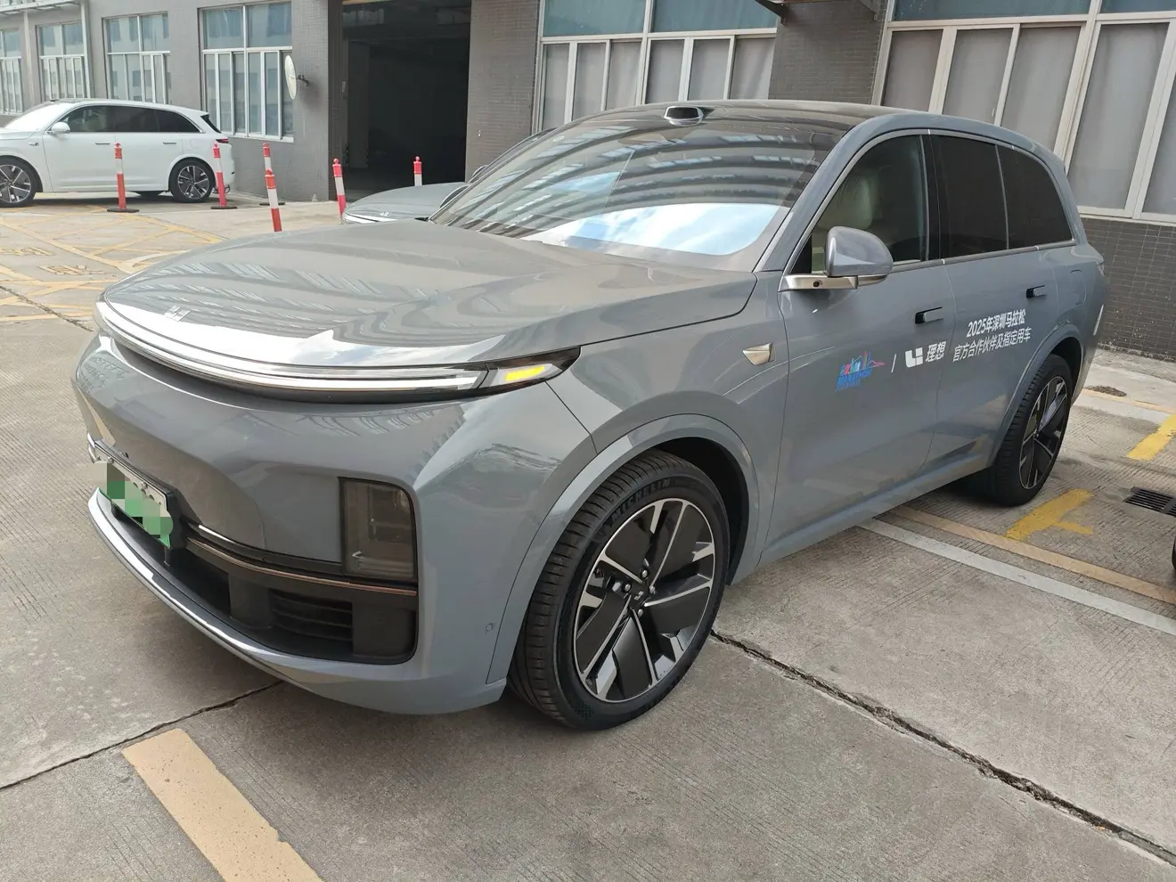 Li L8 (Ideal L8)  из Китая