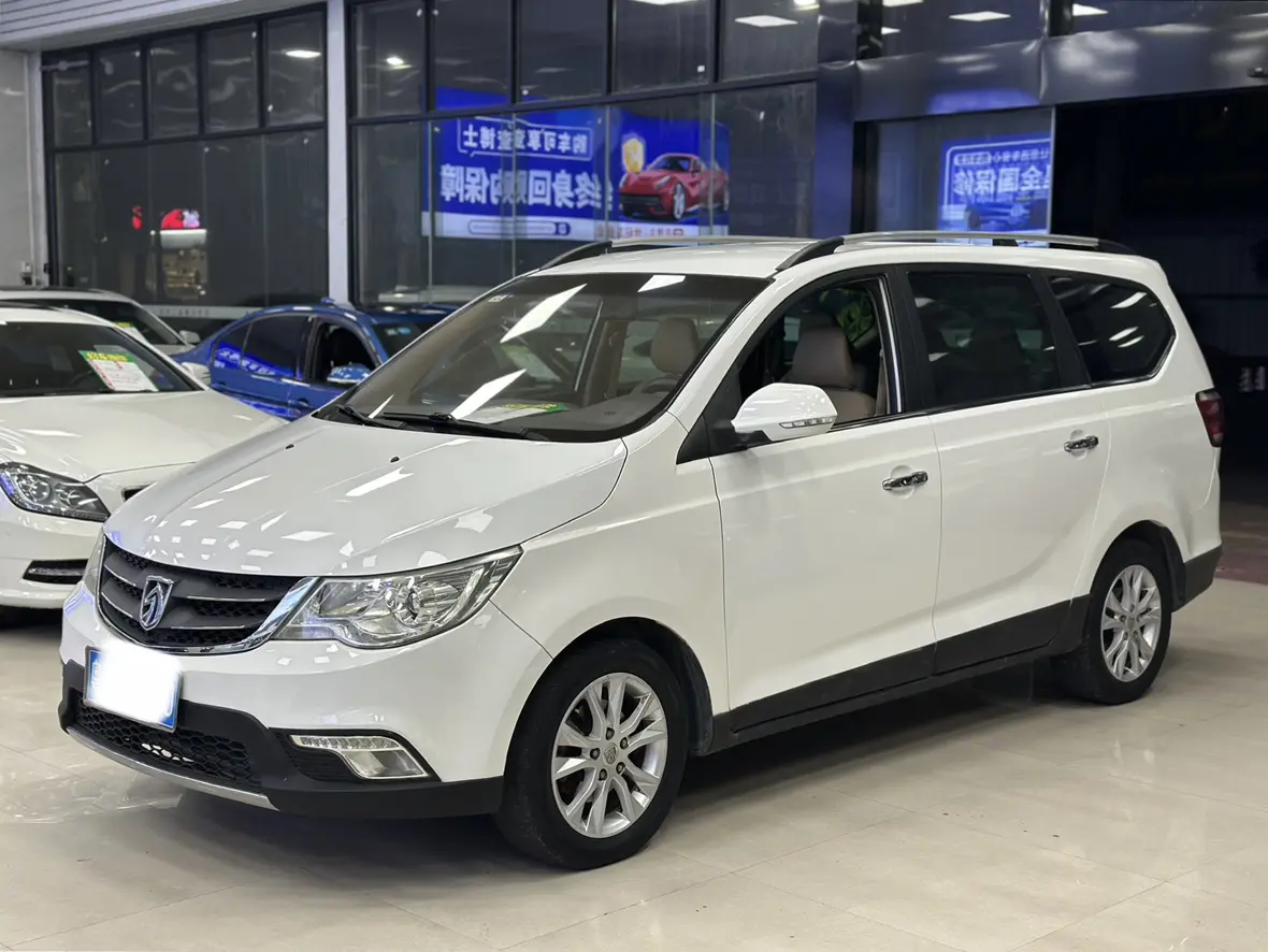 Baojun 730  из Китая
