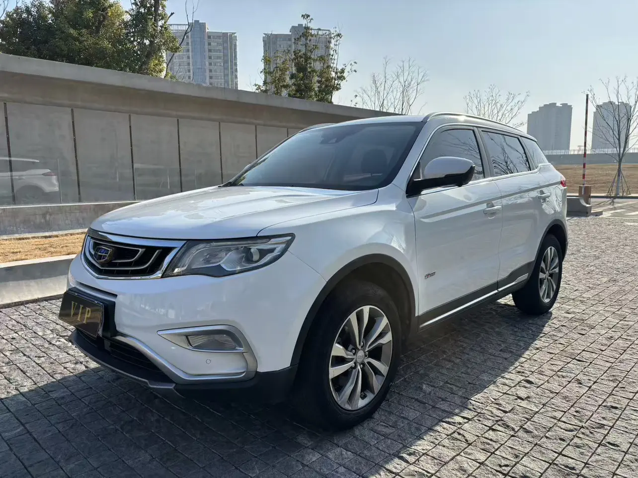 Geely Atlas (Boyue)  из Китая