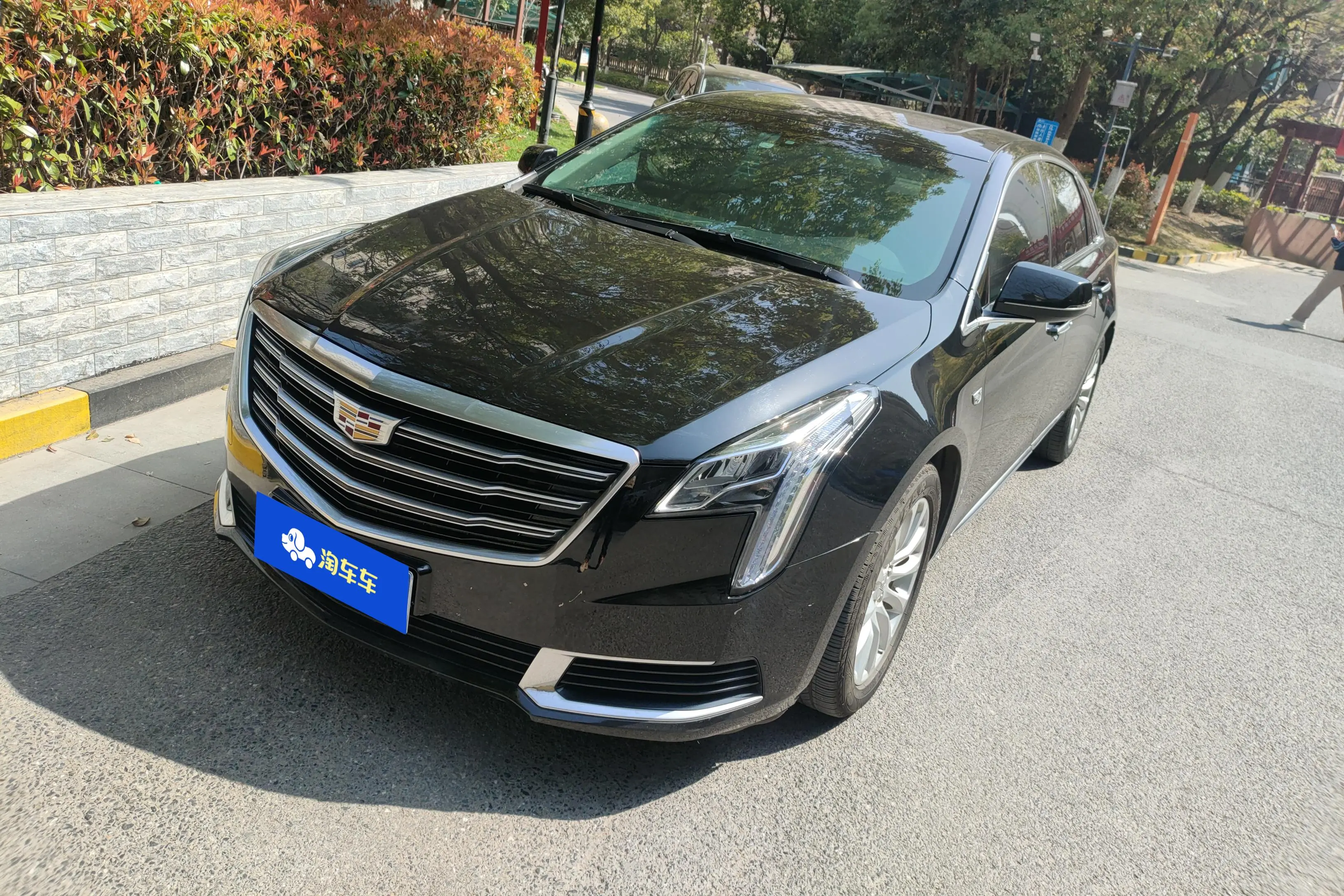 Cadillac XTS  из Китая