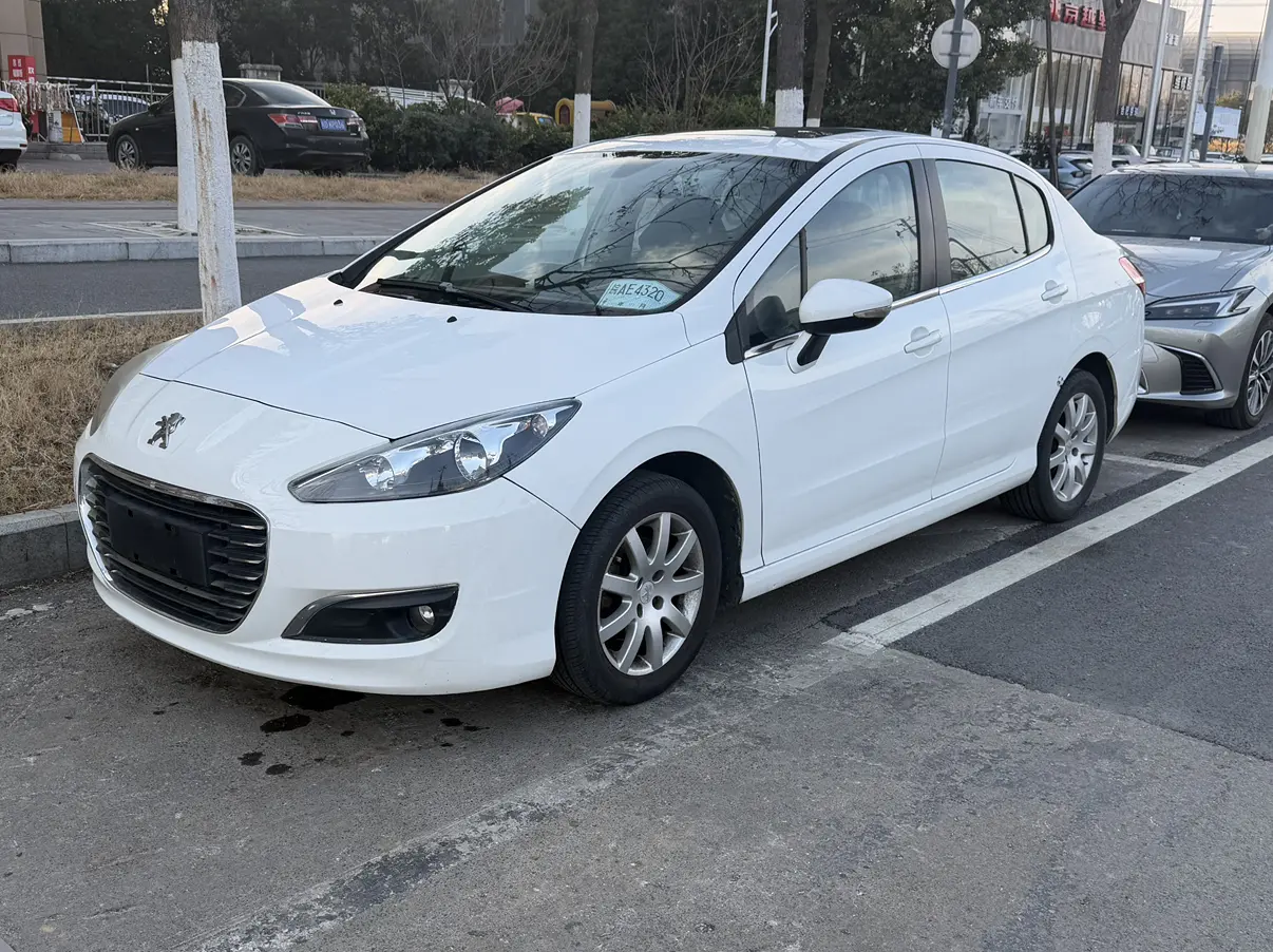 Peugeot 308  из Китая