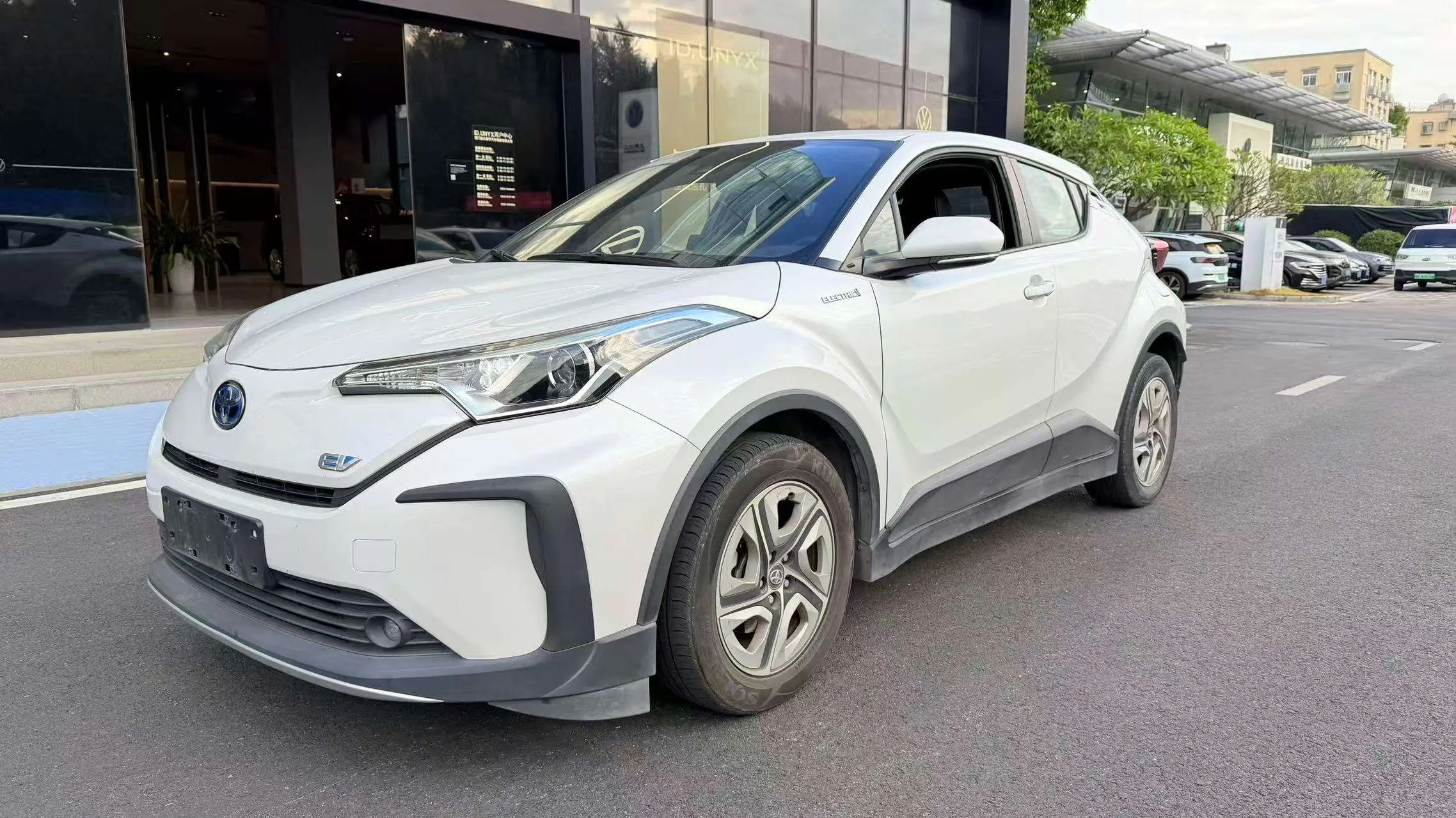 Toyota Yize E Jin Qing  из Китая