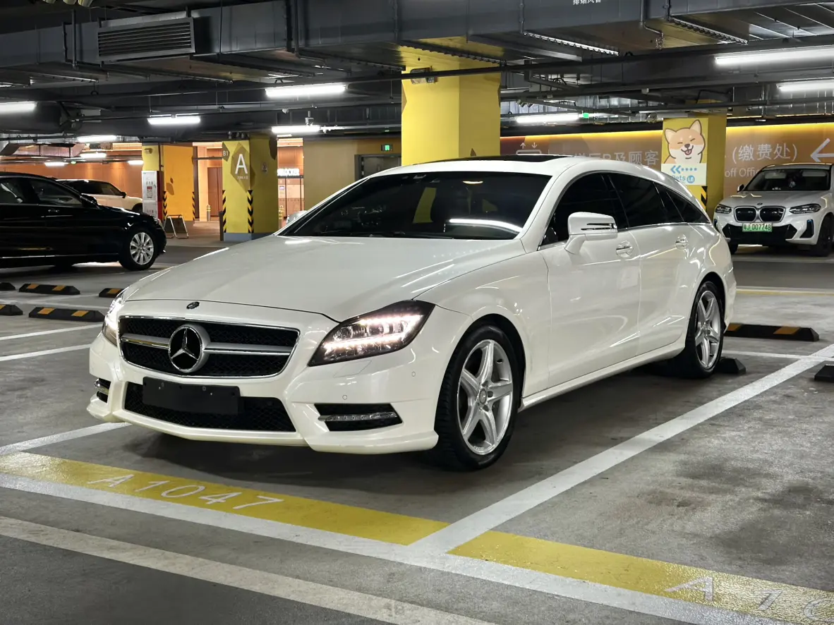 Mercedes-Benz Mercedes Benz CLS  из Китая
