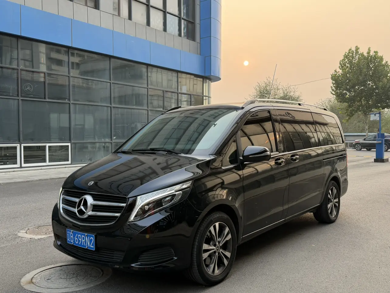 Mercedes-Benz Mercedes Benz V Class  из Китая