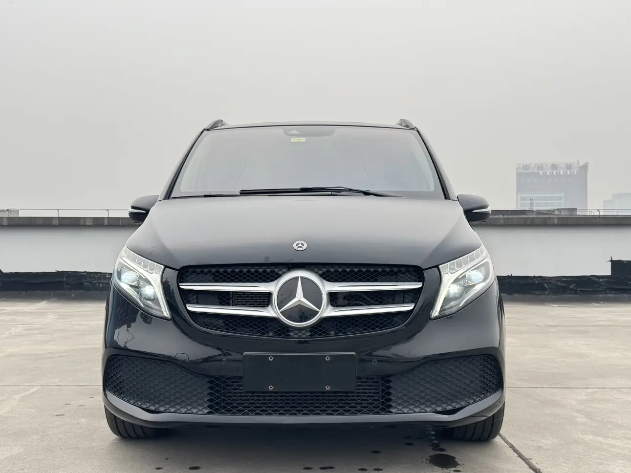 Mercedes-Benz Mercedes Benz V Class  из Китая