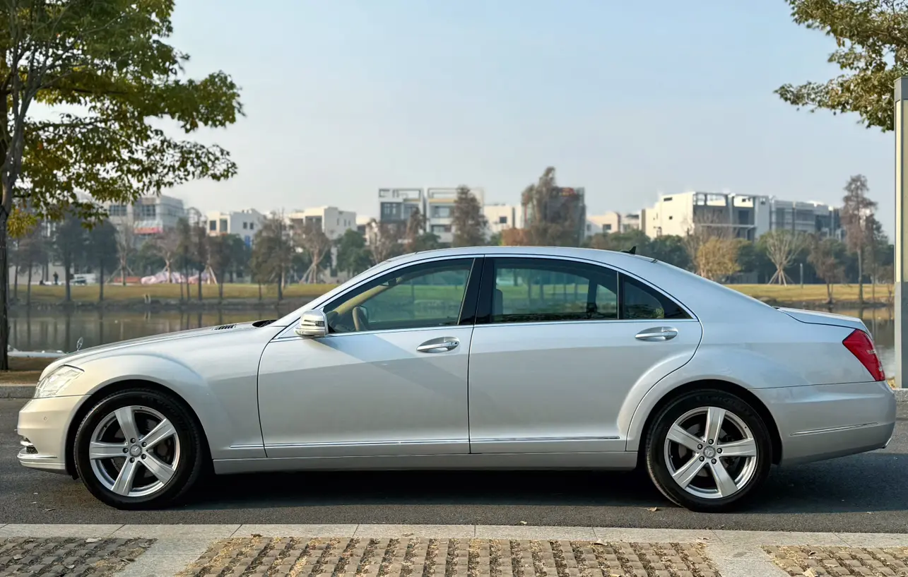Mercedes-Benz Mercedes Benz S Class  из Китая