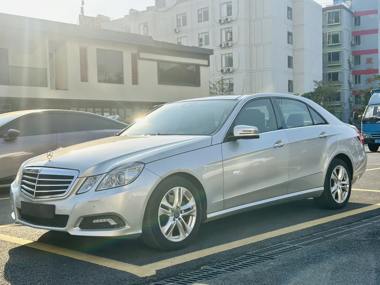 Mercedes-Benz E-Class  из Китая