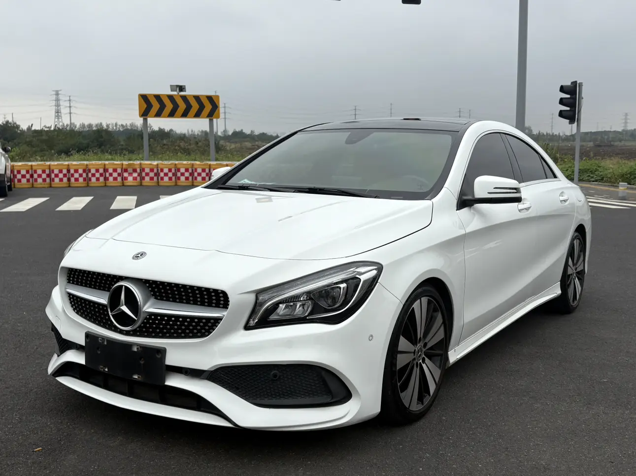 Mercedes-Benz Mercedes CLA  из Китая