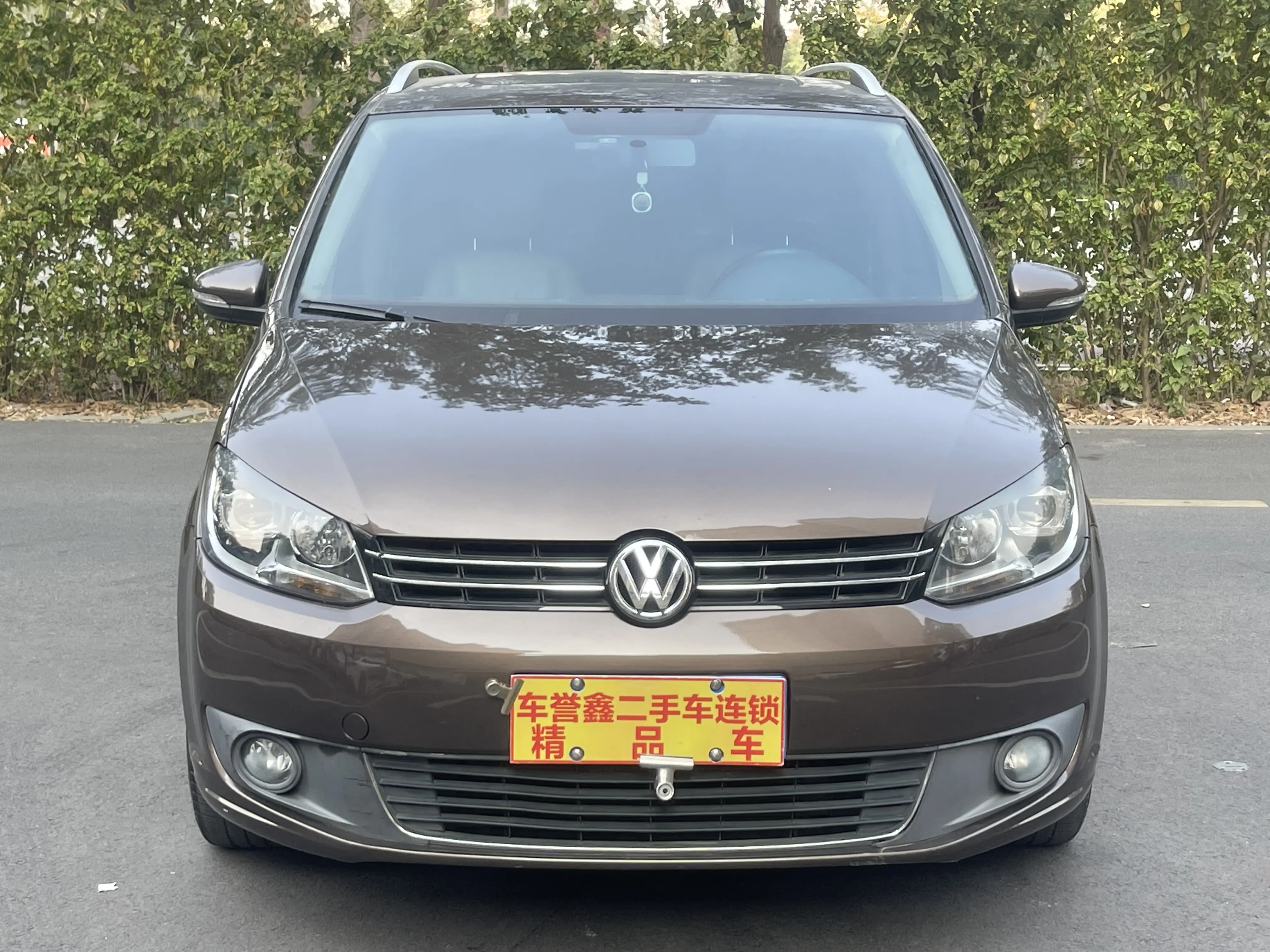 Volkswagen Touran  из Китая