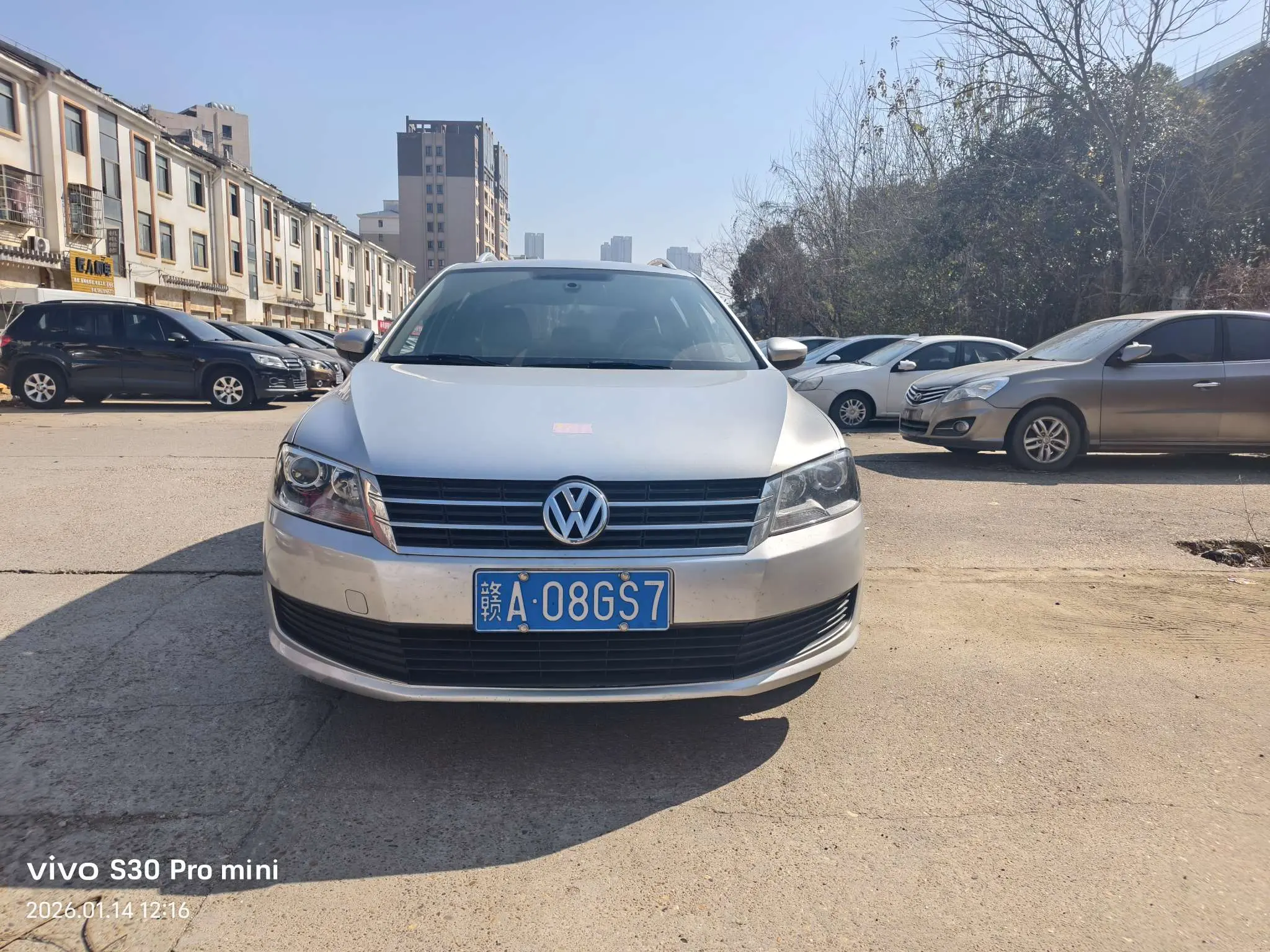 Volkswagen Langxing  из Китая