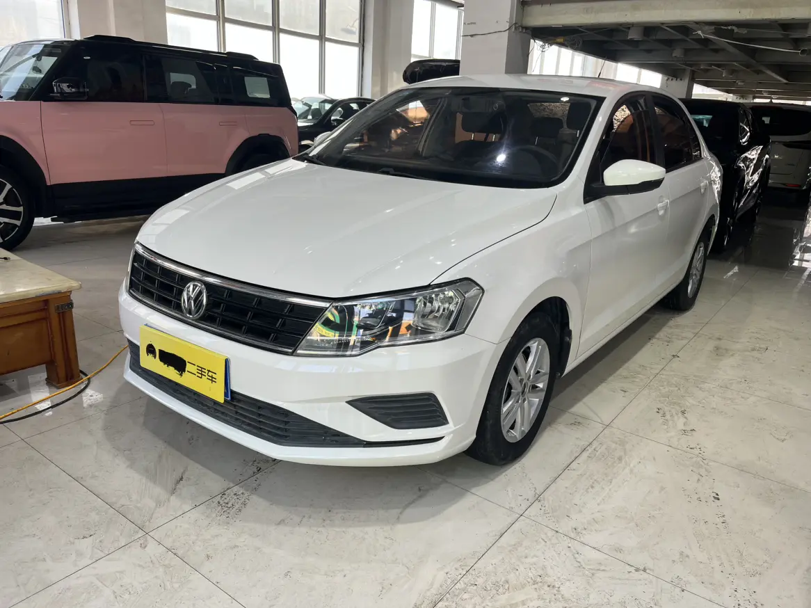 Volkswagen Jetta  из Китая