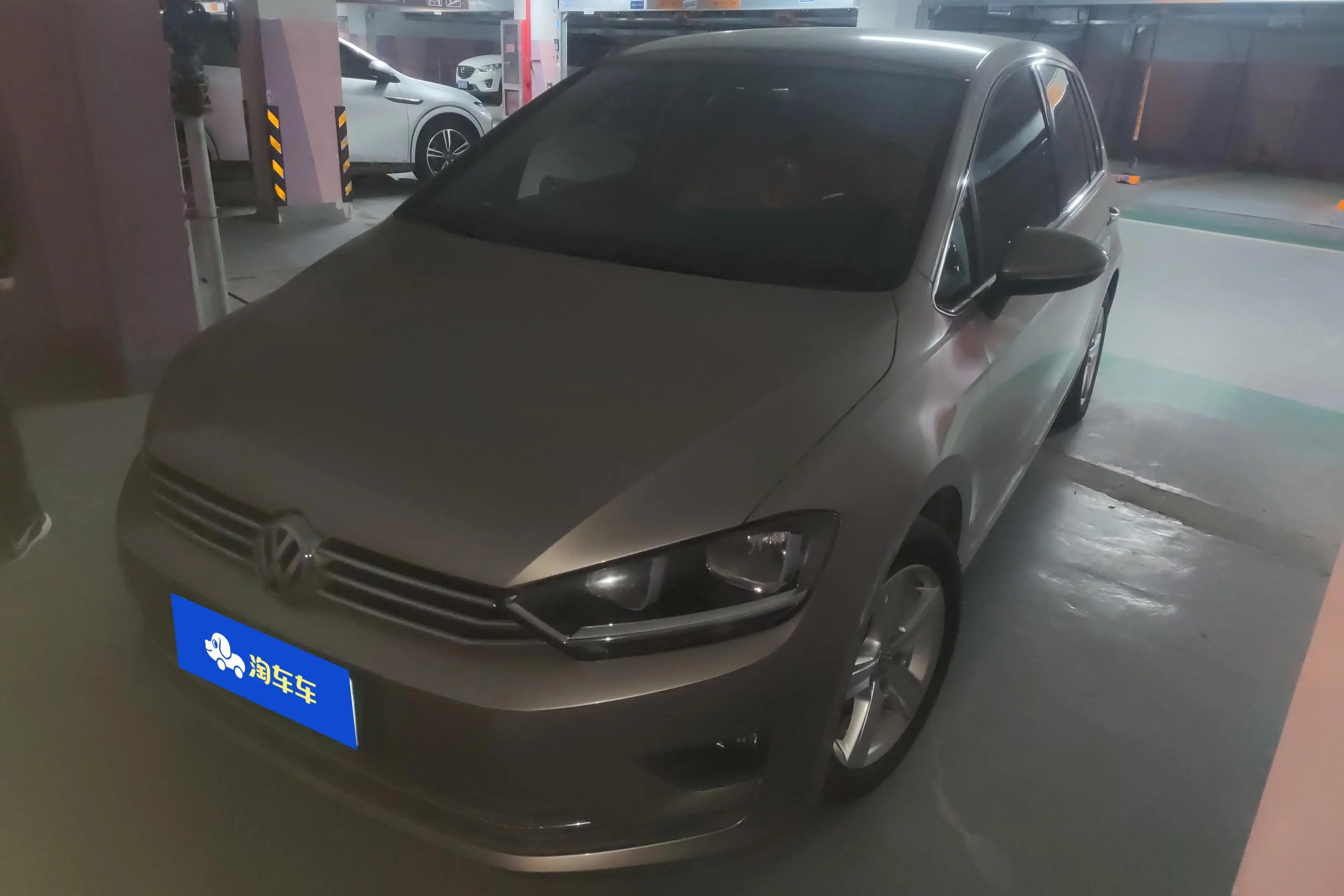 Volkswagen Golf·Jialu  из Китая