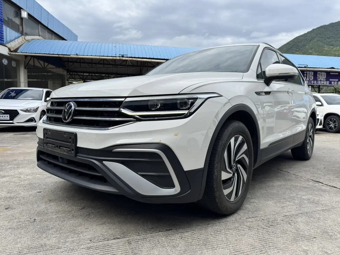 Volkswagen Tiguan L  из Китая